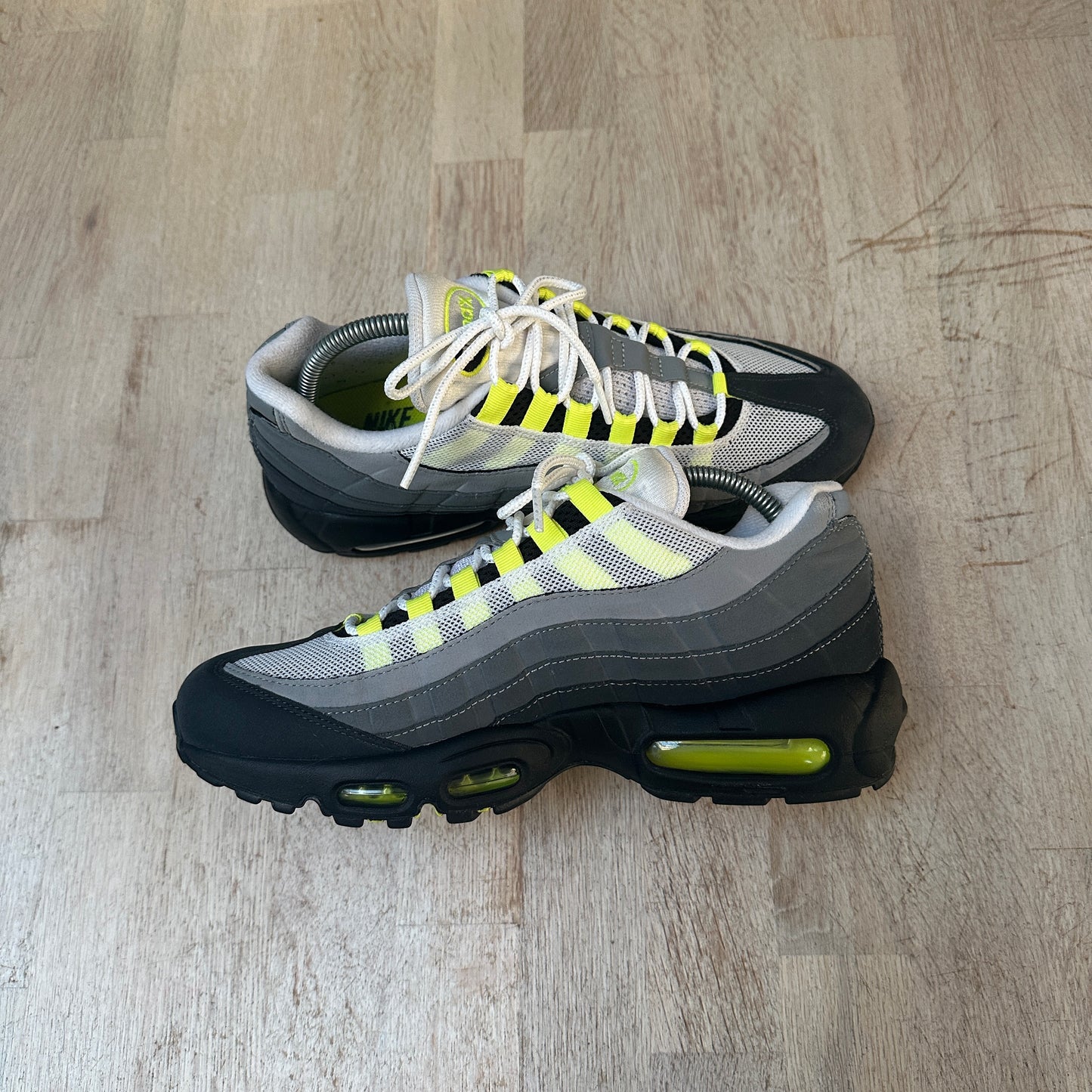 Nike Air Max 95 - Neon 2020 - UK7.5