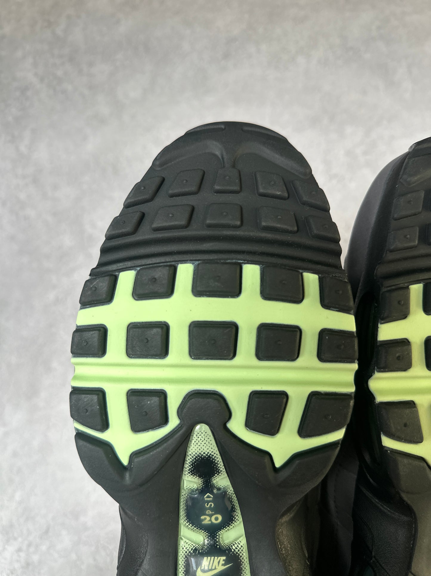 Nike Air Max 95 - Fresh Mint - UK9.5
