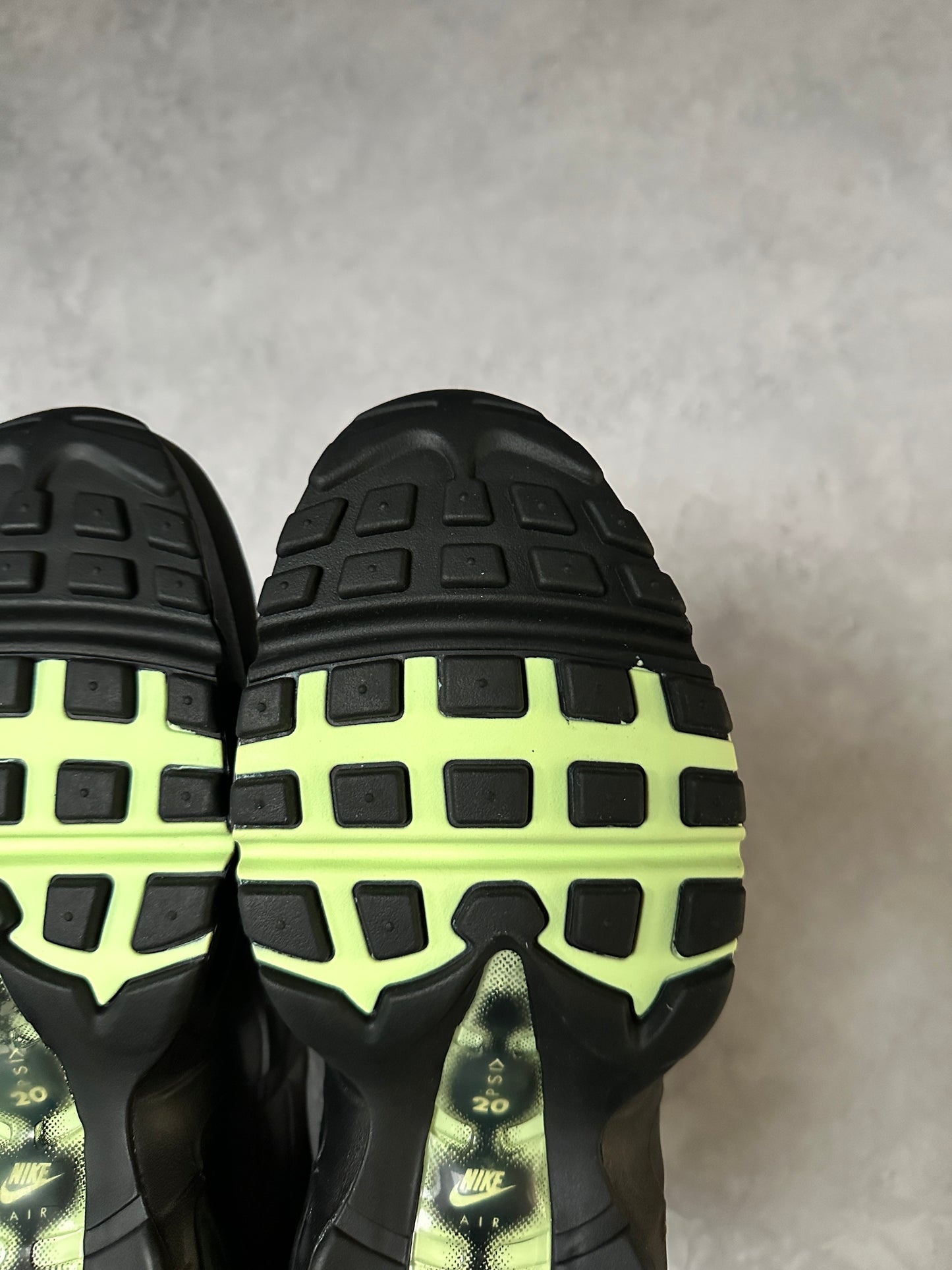 Nike Air Max 95 - Fresh Mint - UK7.5