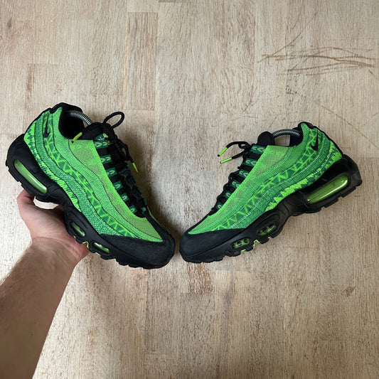 Nike Air Max 95 - Naija - UK7.5