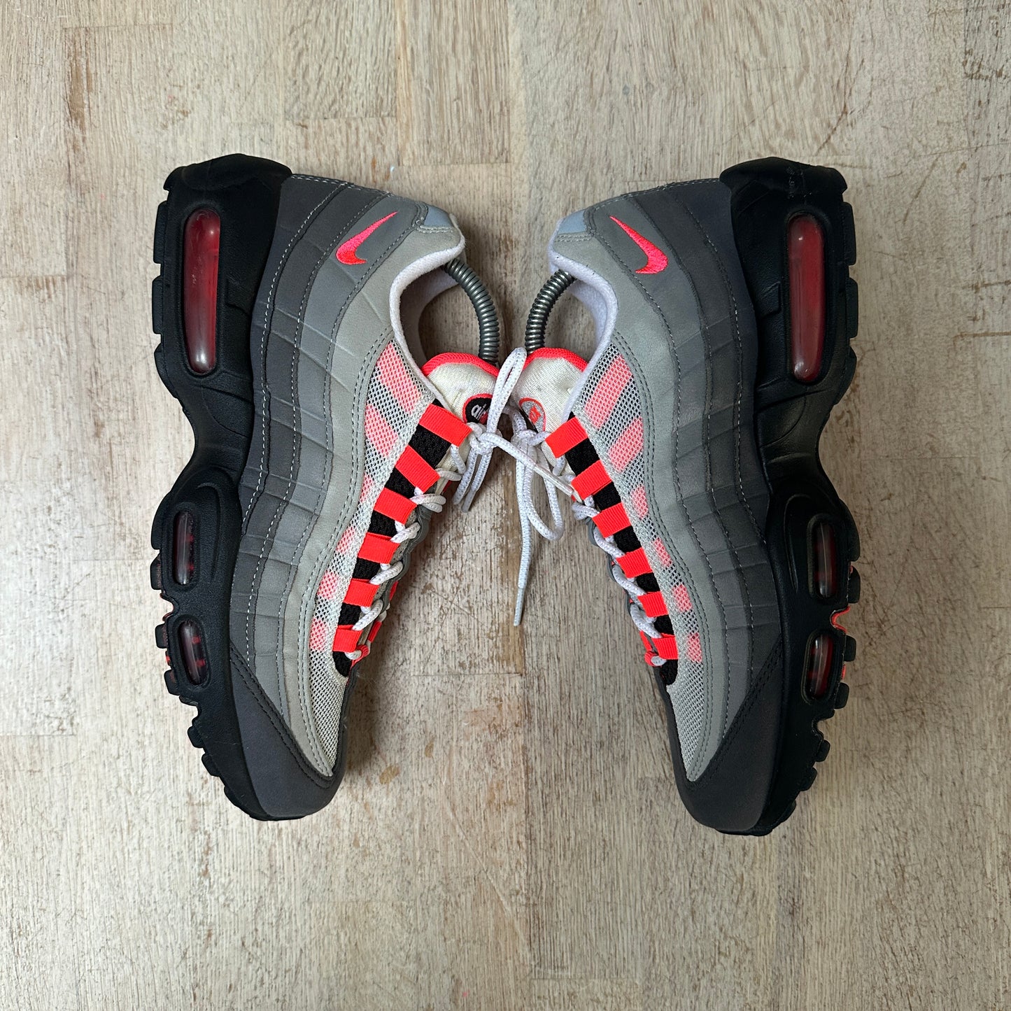 Nike Air Max 95 - Solar Red - UK7.5