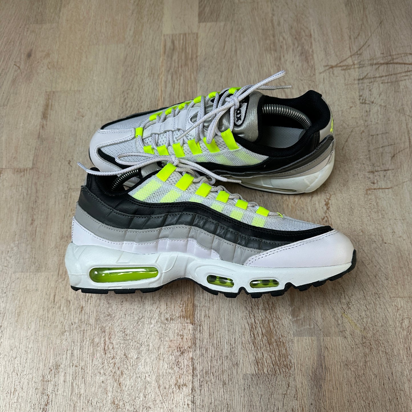 Nike Air Max 95 - Neon ID - UK8