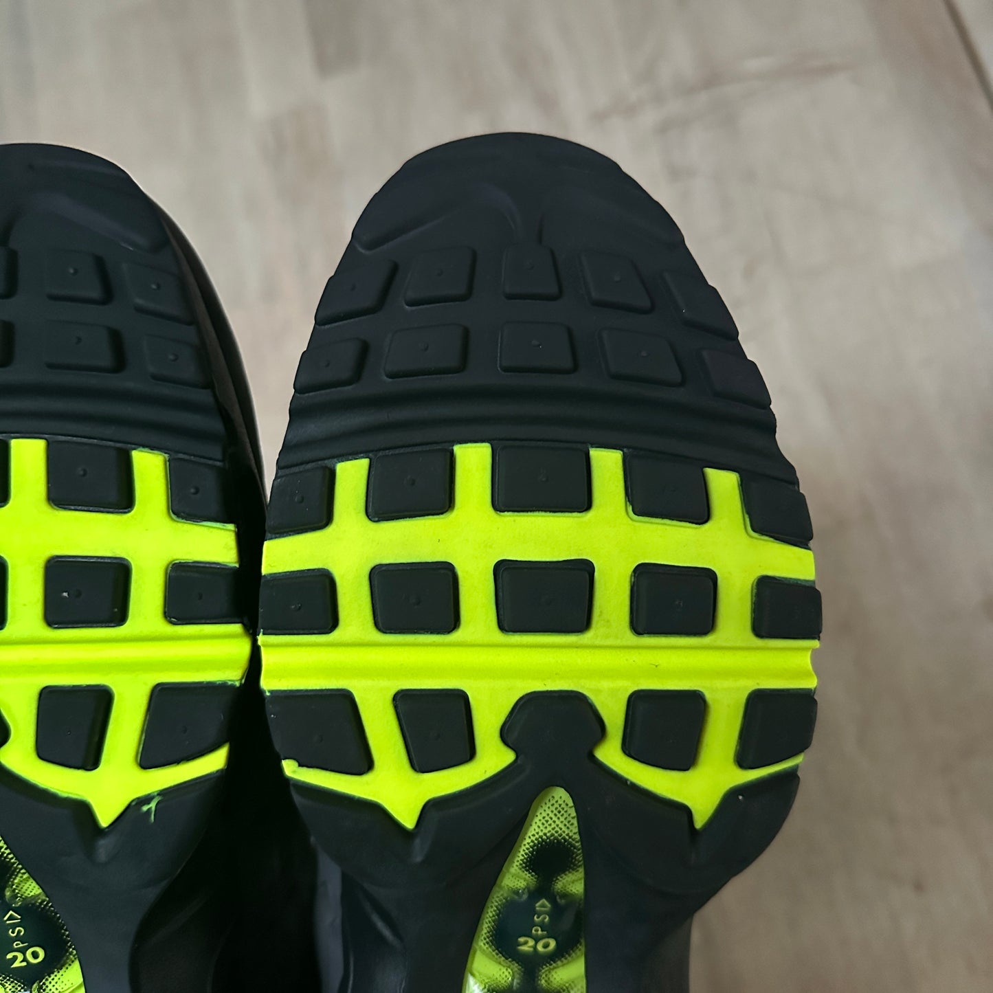 Nike Air Max 95 - Neon 2018 - UK9