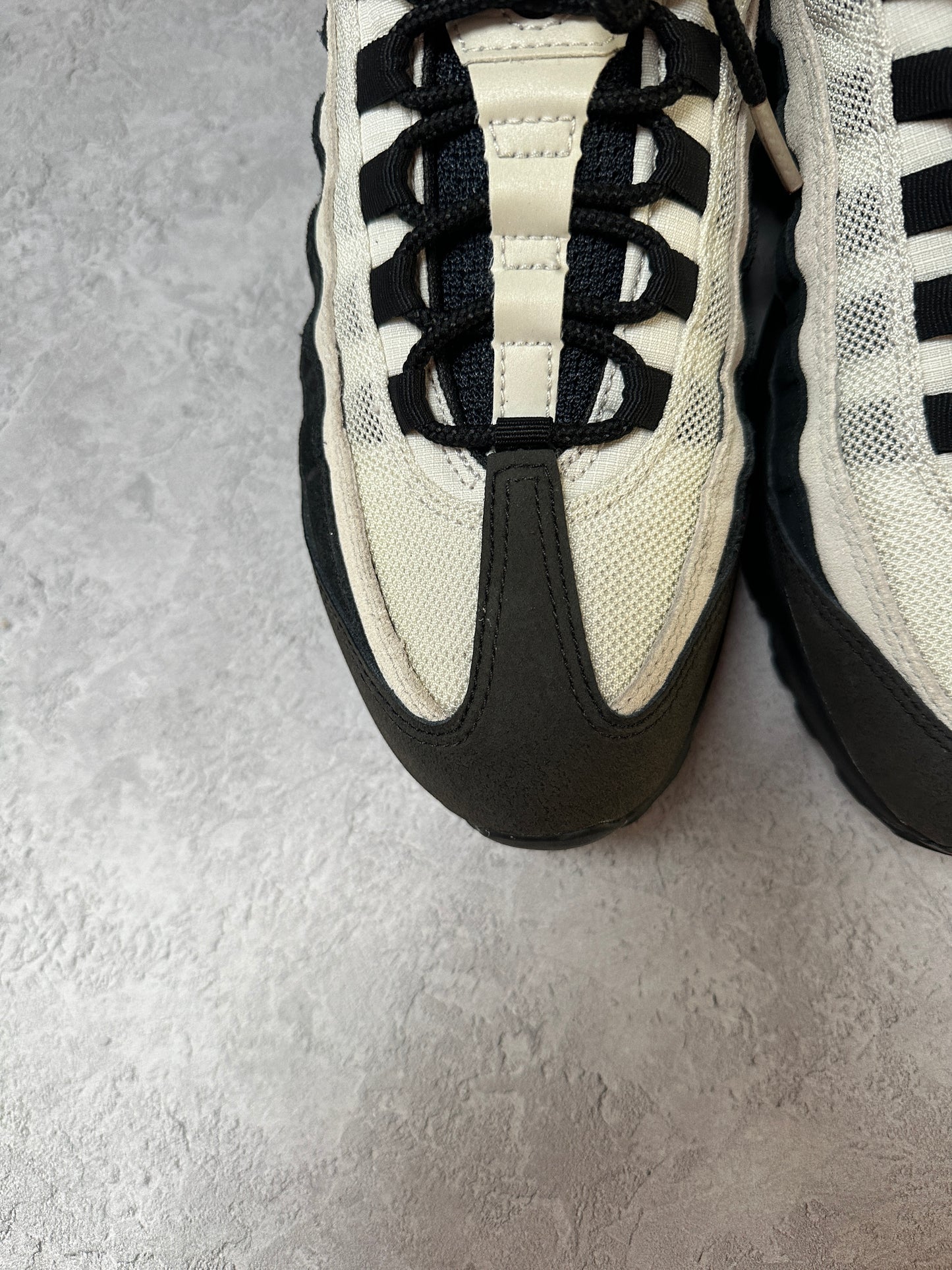 Nike Air Max 95 - Anti-Freeze - UK7.5