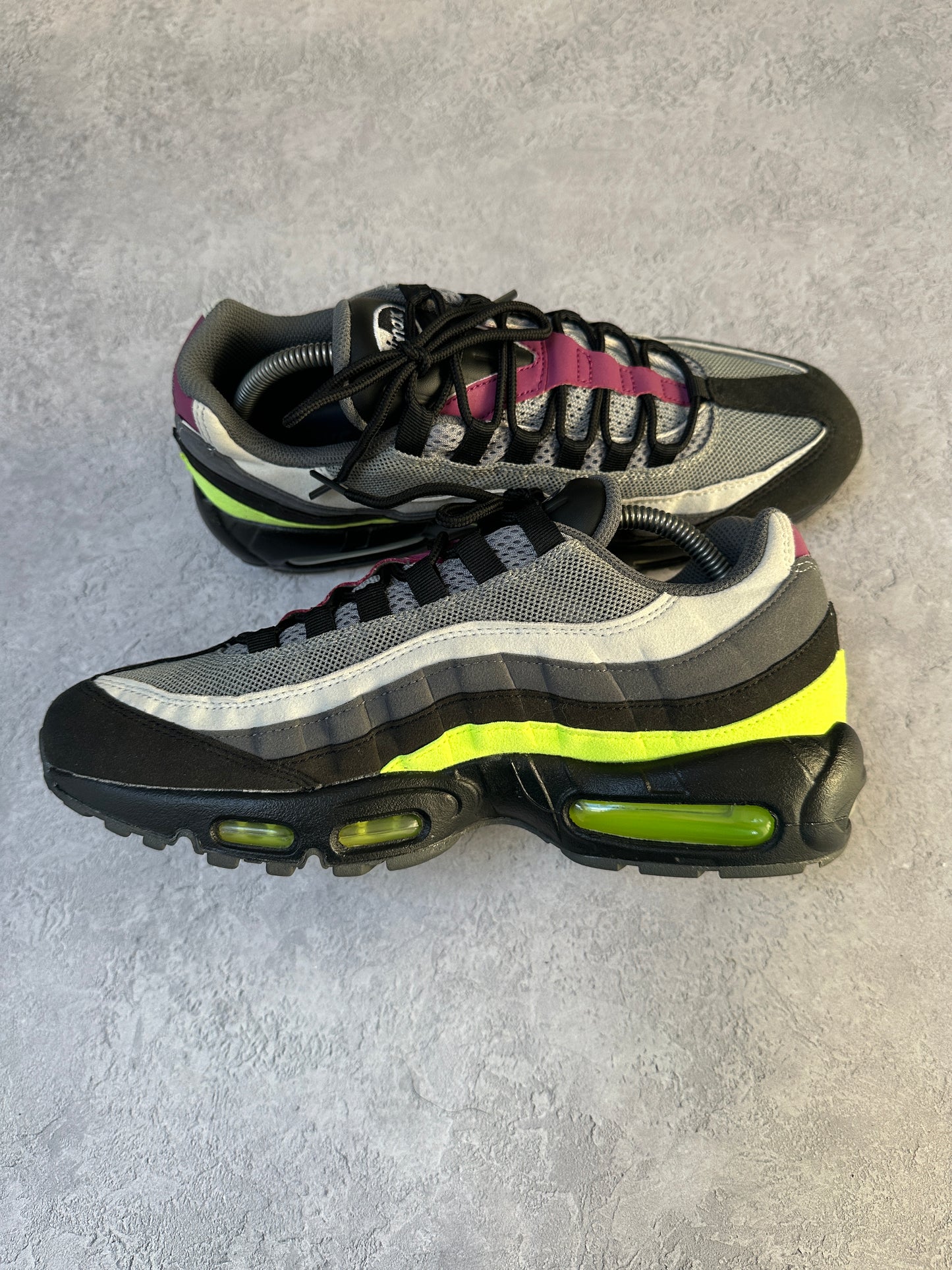 Nike Air Max 95 - 2020 Grey / Neon / Maroon IDs - UK8.5