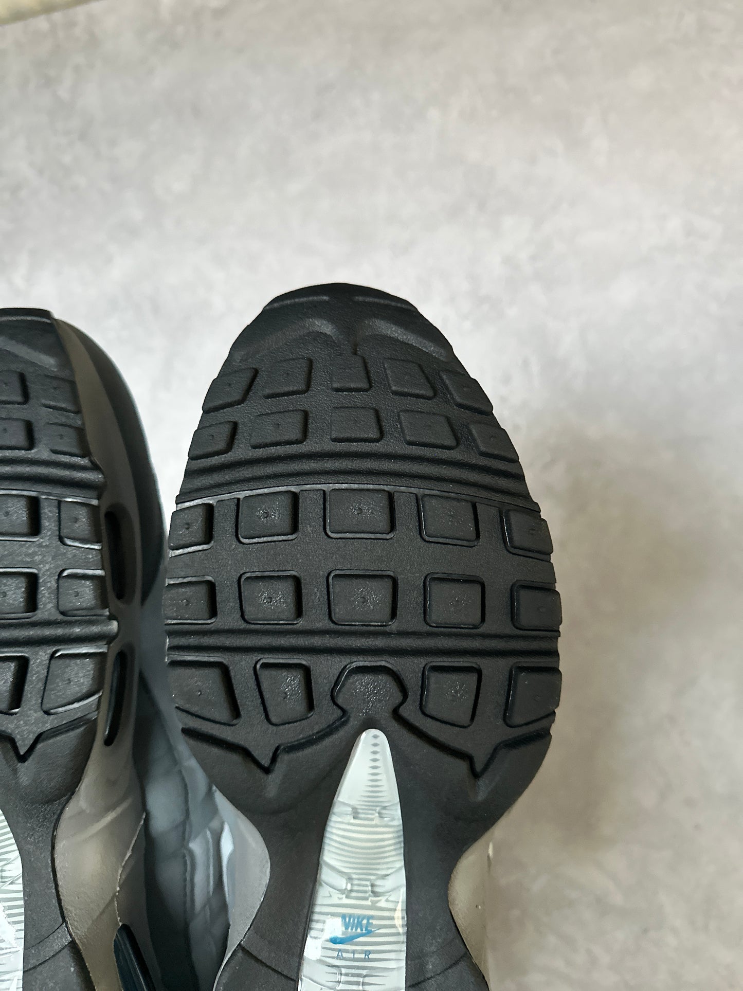 Nike Air Max 95 - Grey Green Abyss - UK11