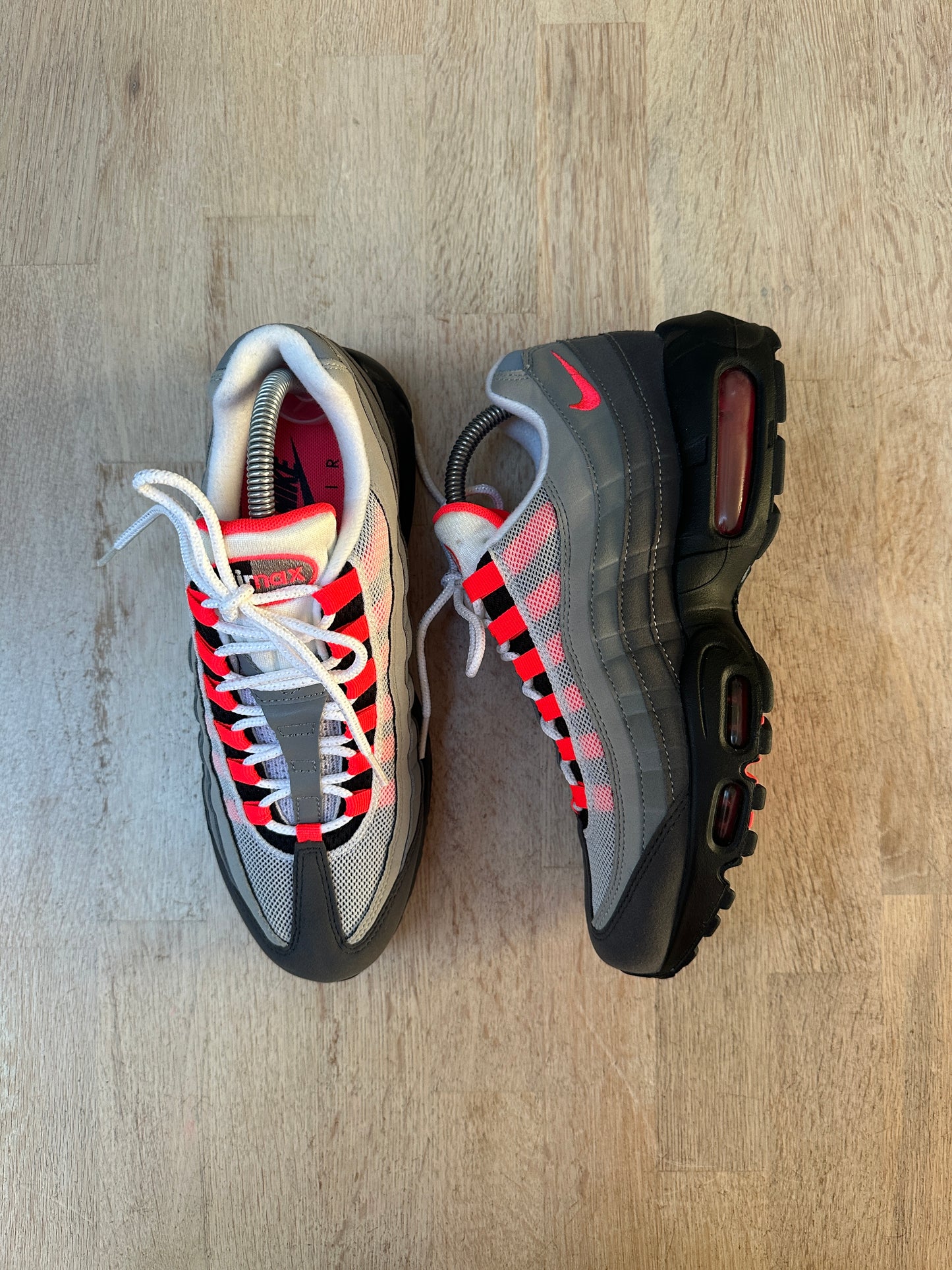 Nike Air Max 95 - Solar Red - UK7