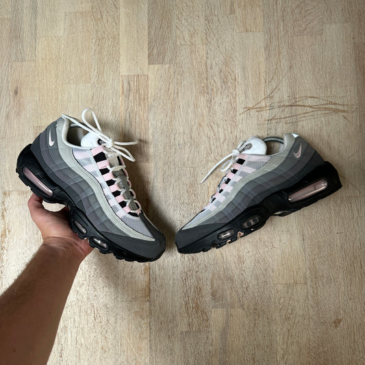 Nike Air Max 95 - Pink Foam - UK7.5