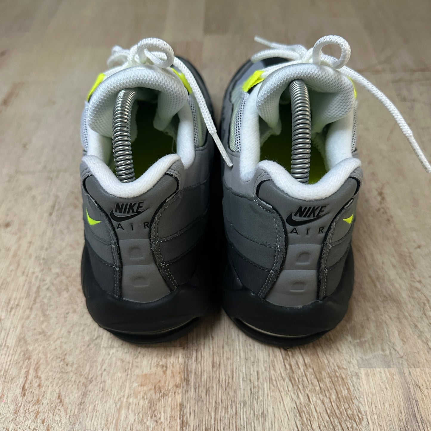 Nike Air Max 95 - Neon 2020 - UK7.5