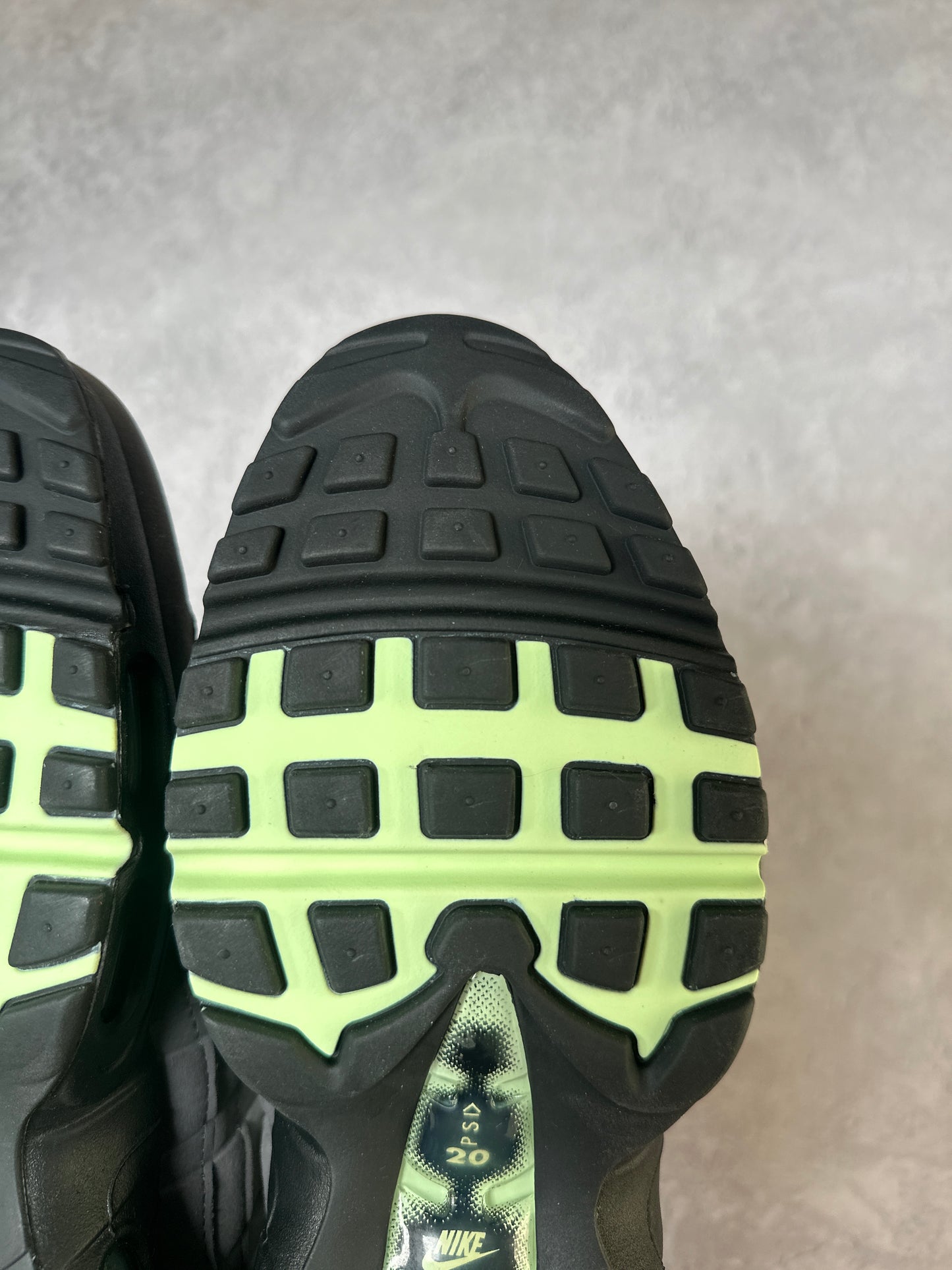 Nike Air Max 95 - Fresh Mint - UK9.5