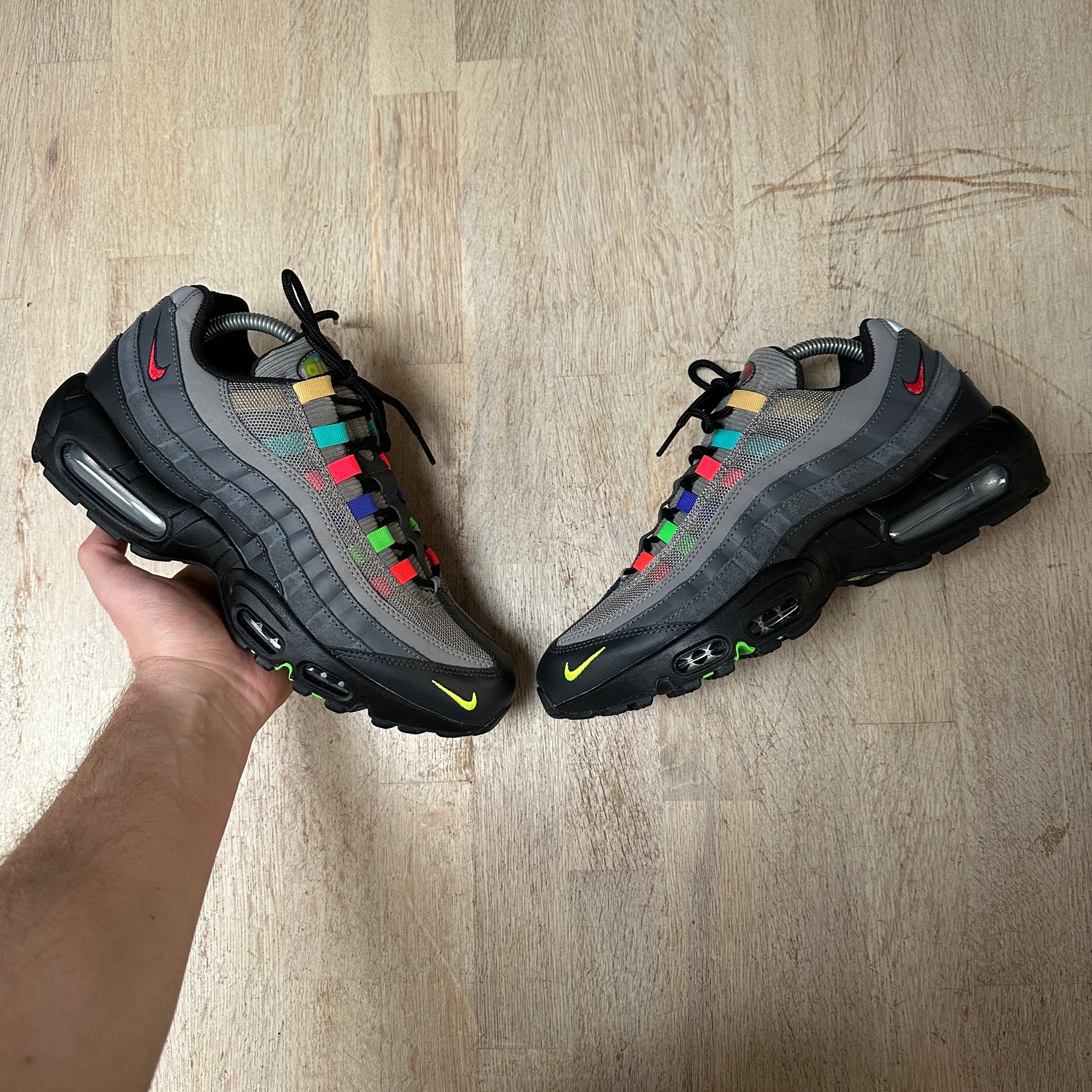 Multi coloured air outlet max 95