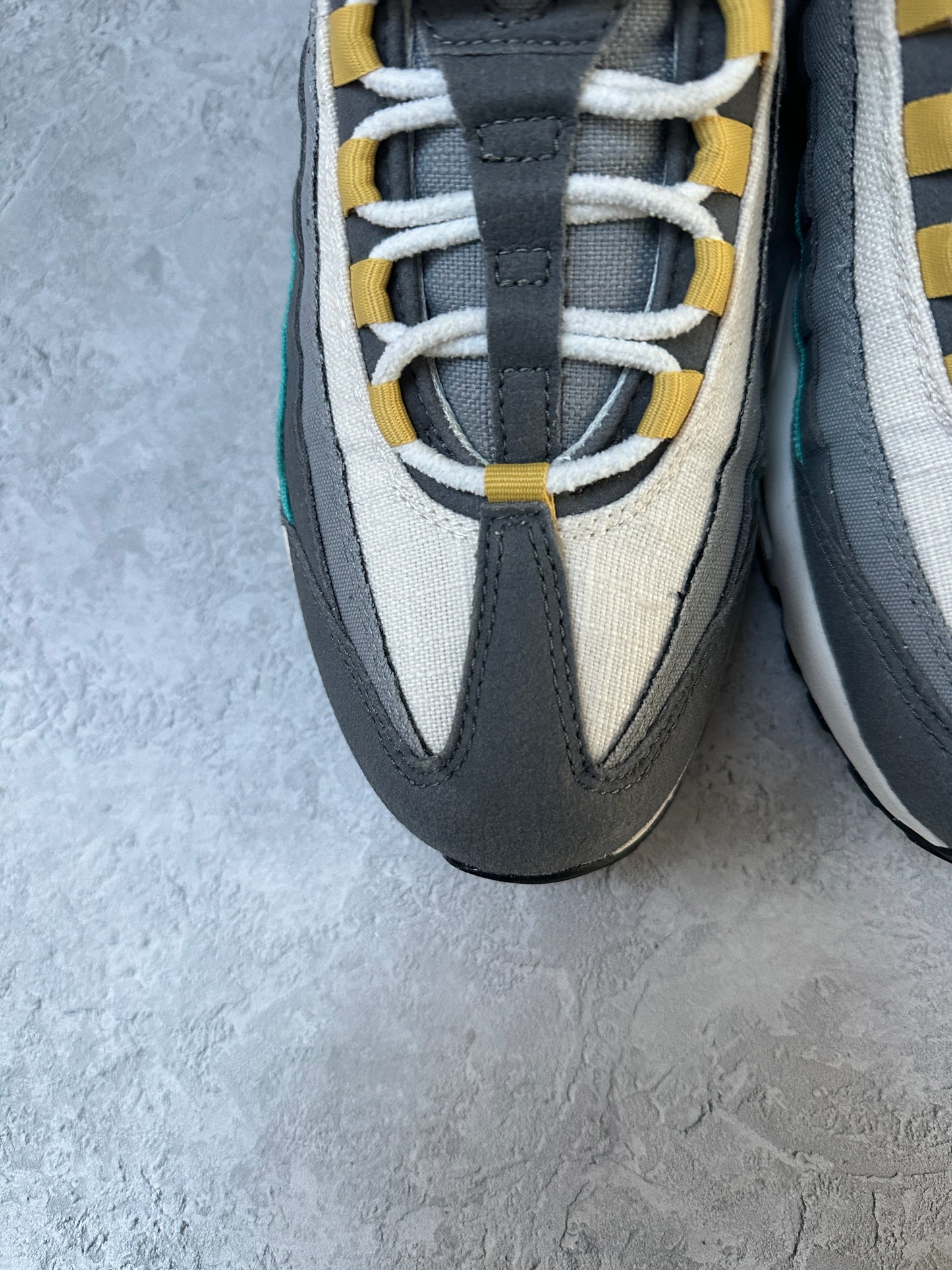 Nike Air Max 95 - Air Sprung - UK6