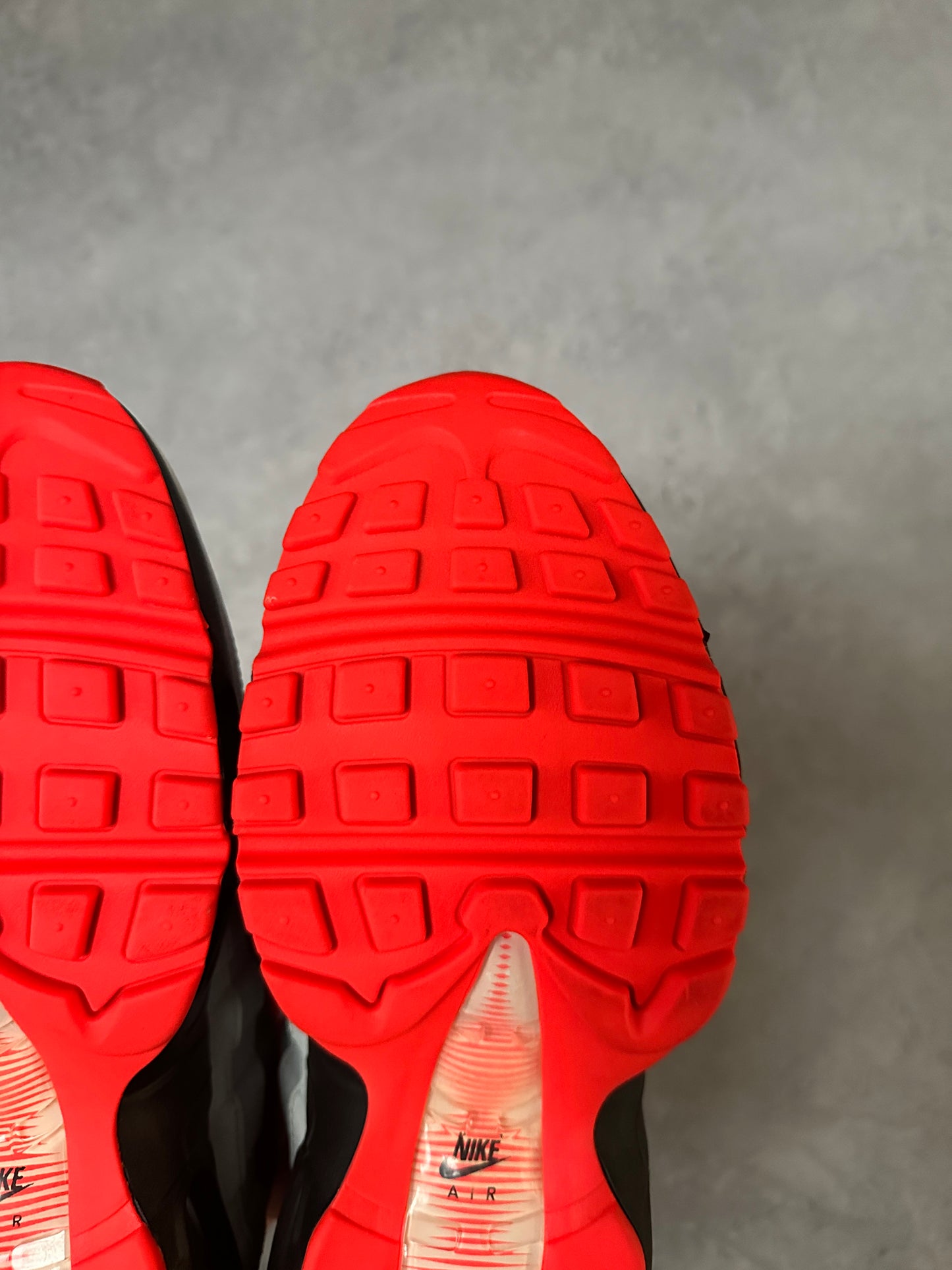 Nike Air Max 95 - Bright Crimson / Comet - UK7