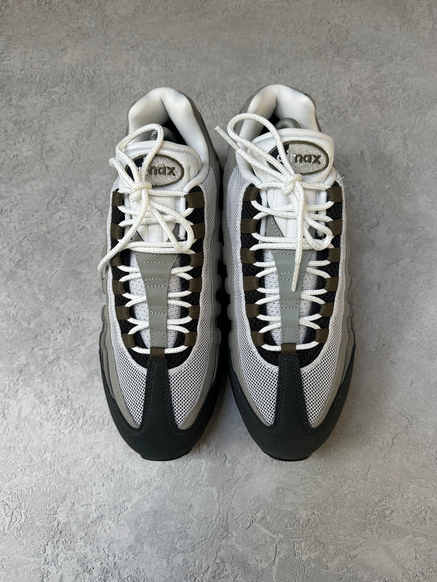 Nike Air Max 95 - Medium Olive - UK8