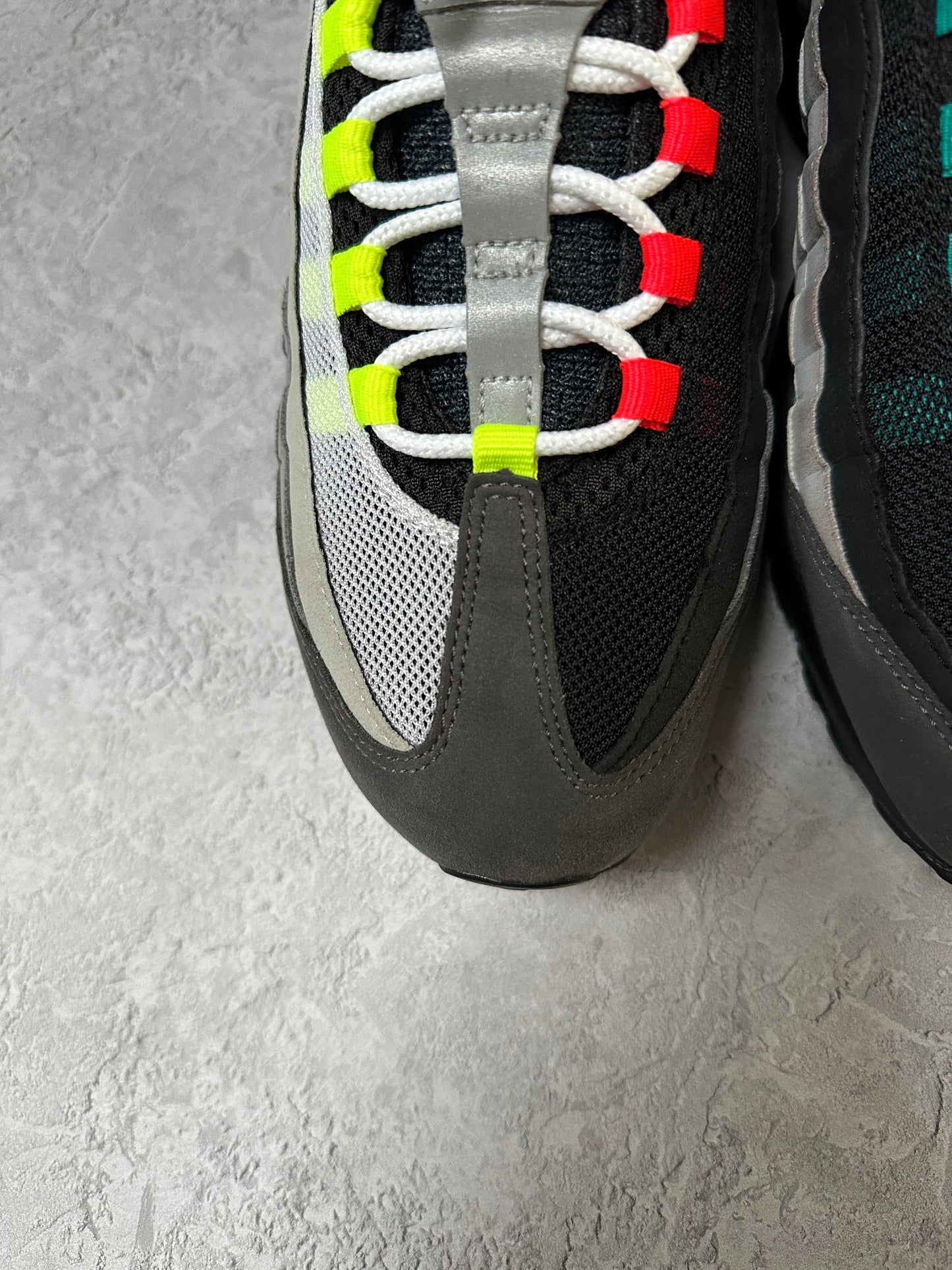 Nike Air Max 95 - Greedy 1.0 - UK9