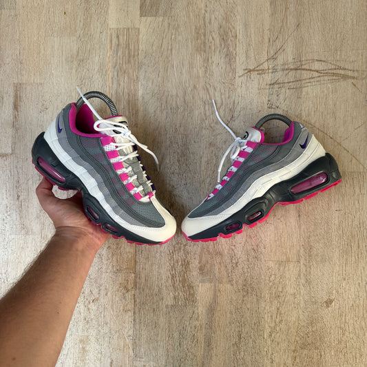 Nike Air Max 95 - Pink IDs - UK3.5