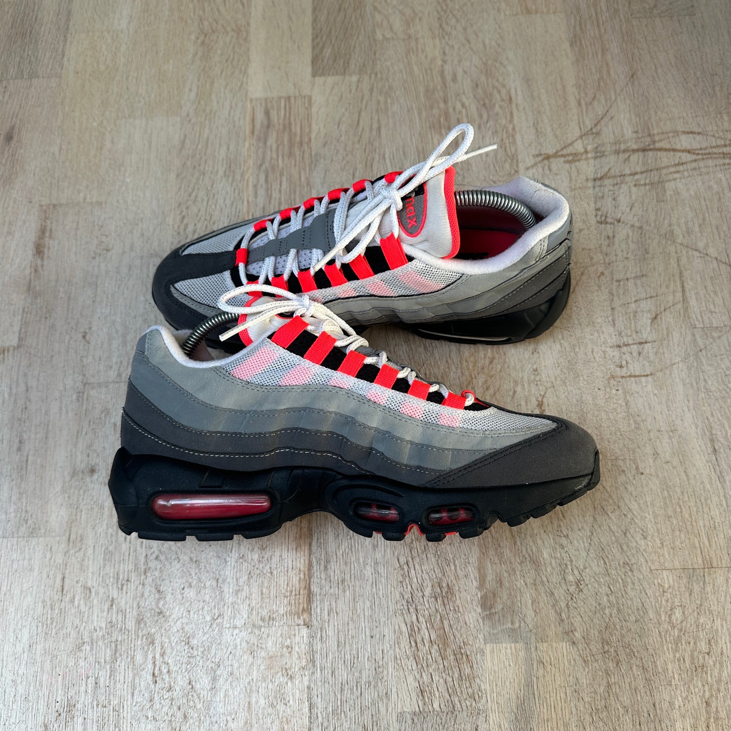 Nike Air Max 95 - Solar Red - UK7.5