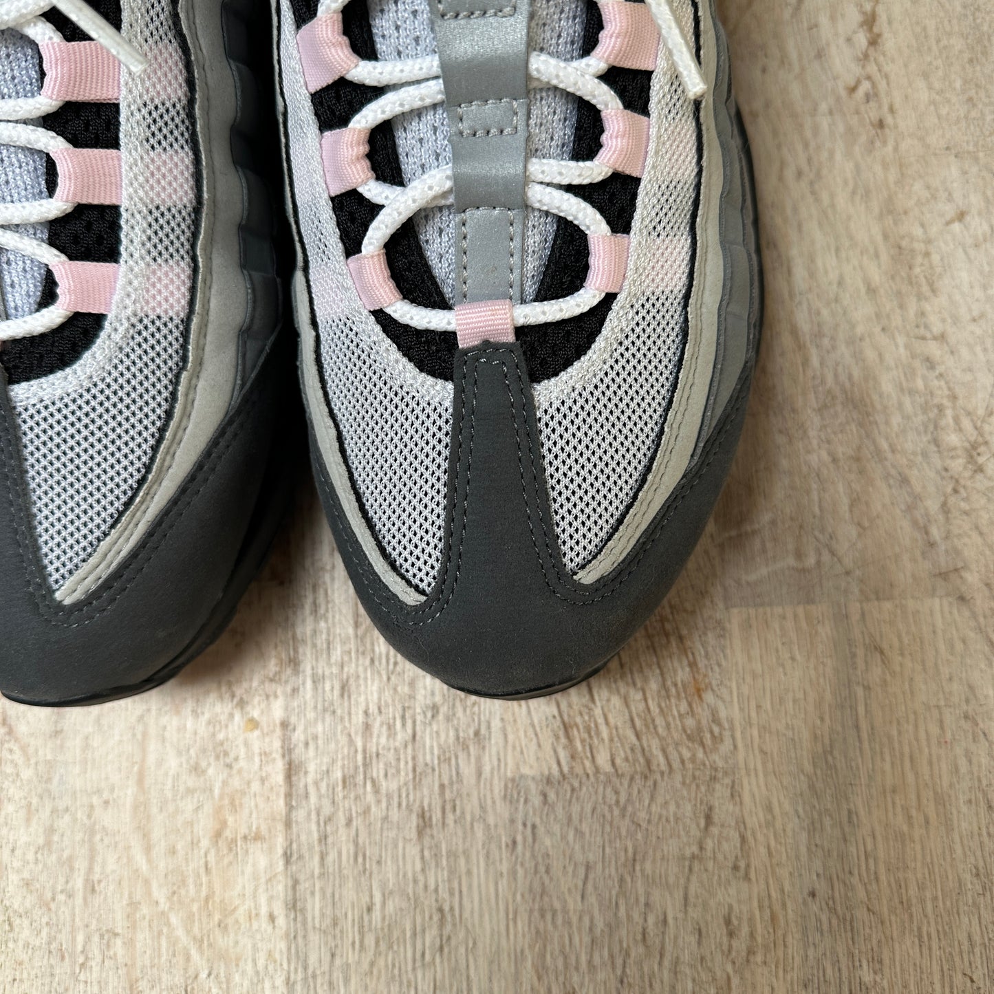 Nike Air Max 95 - Pink Foam - UK7.5