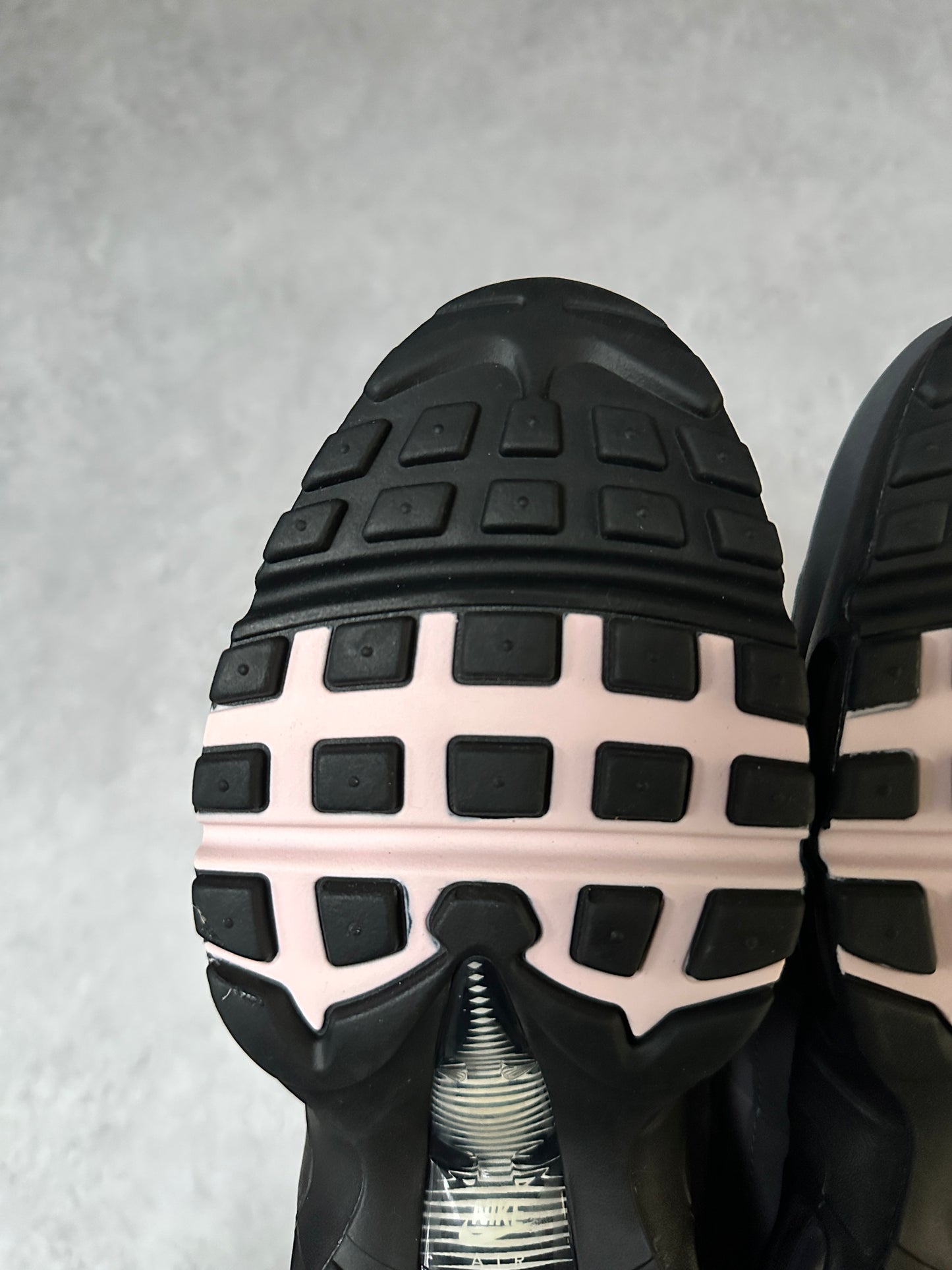 Nike Air Max 95 - Pink Foam - UK7.5