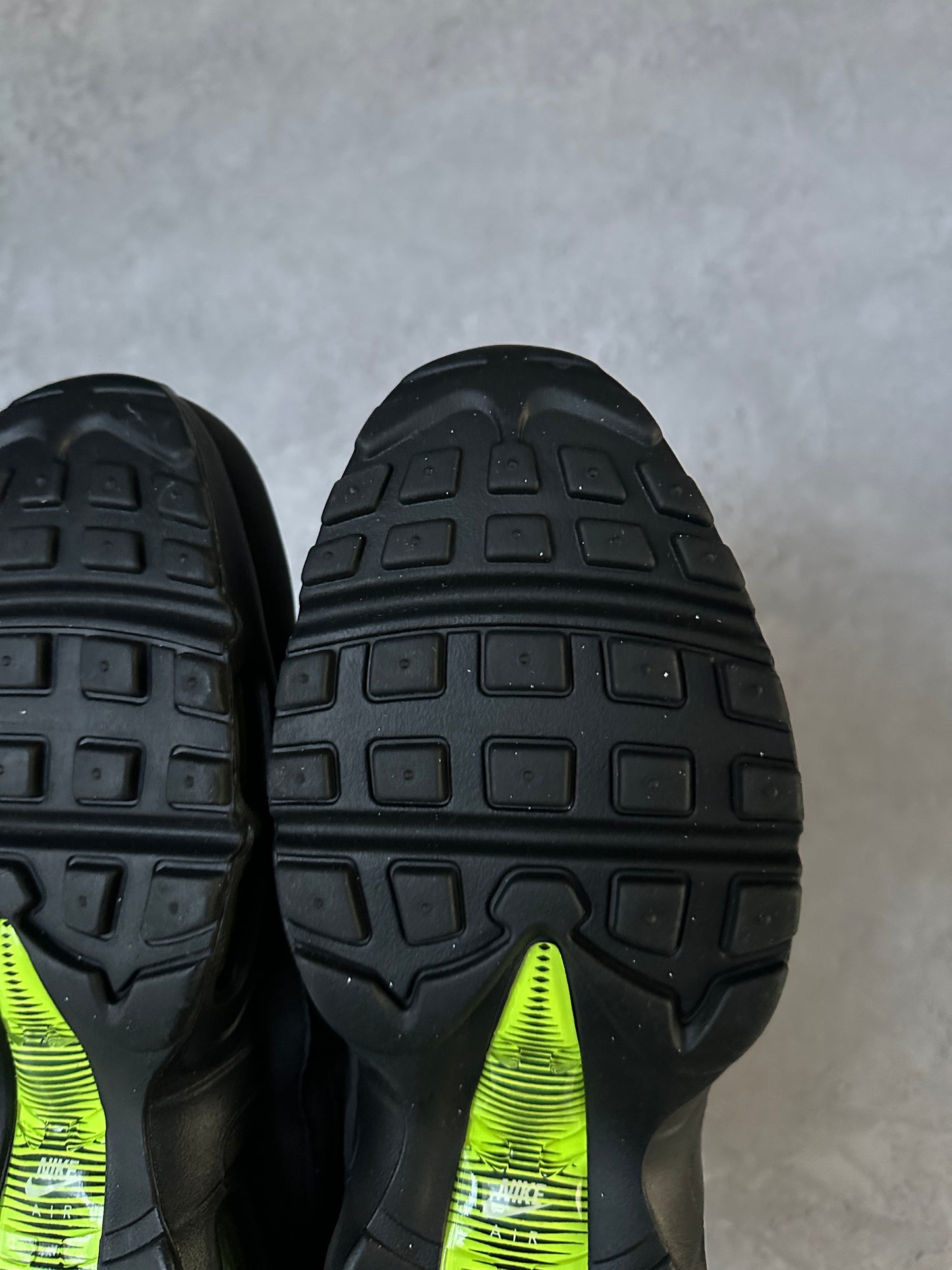 Nike Air Max 95 - Reflective Volt - UK10