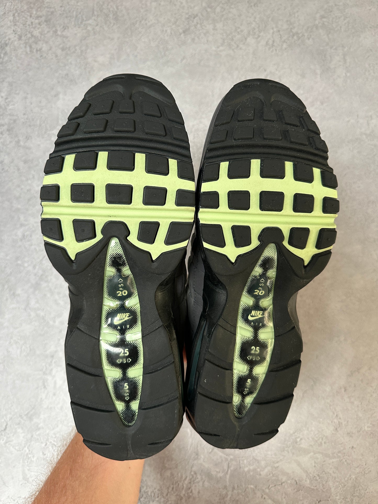 Nike Air Max 95 - Fresh Mint - UK9.5