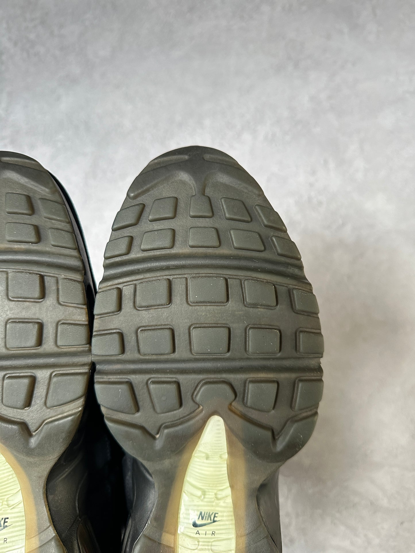 Nike Air Max 95 - LA vs NYC - UK8.5