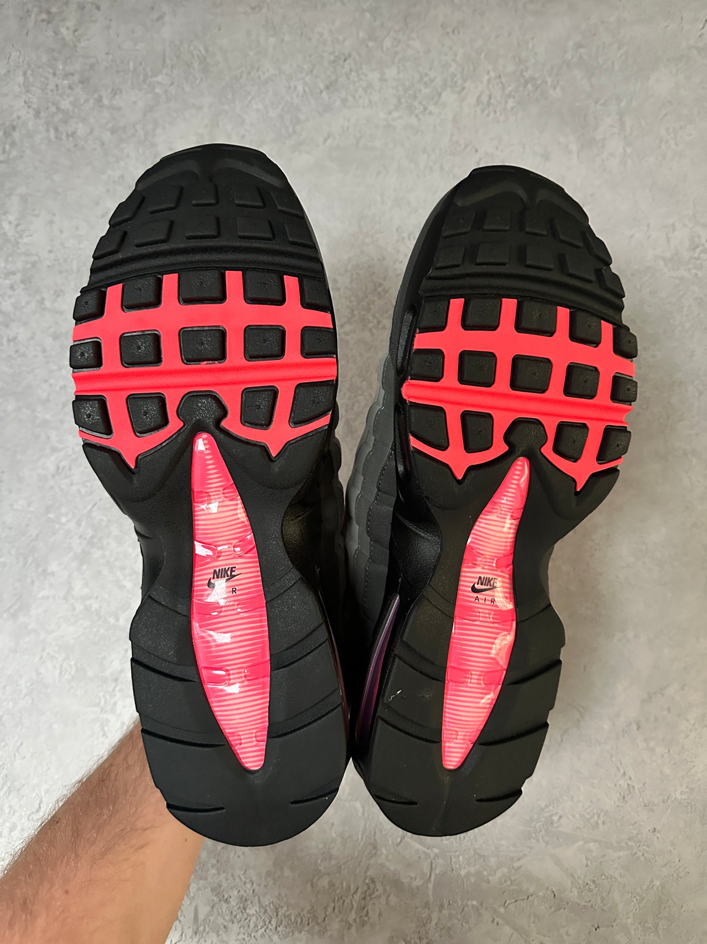 Nike Air Max 95 - Solar Red 2025 - UK13