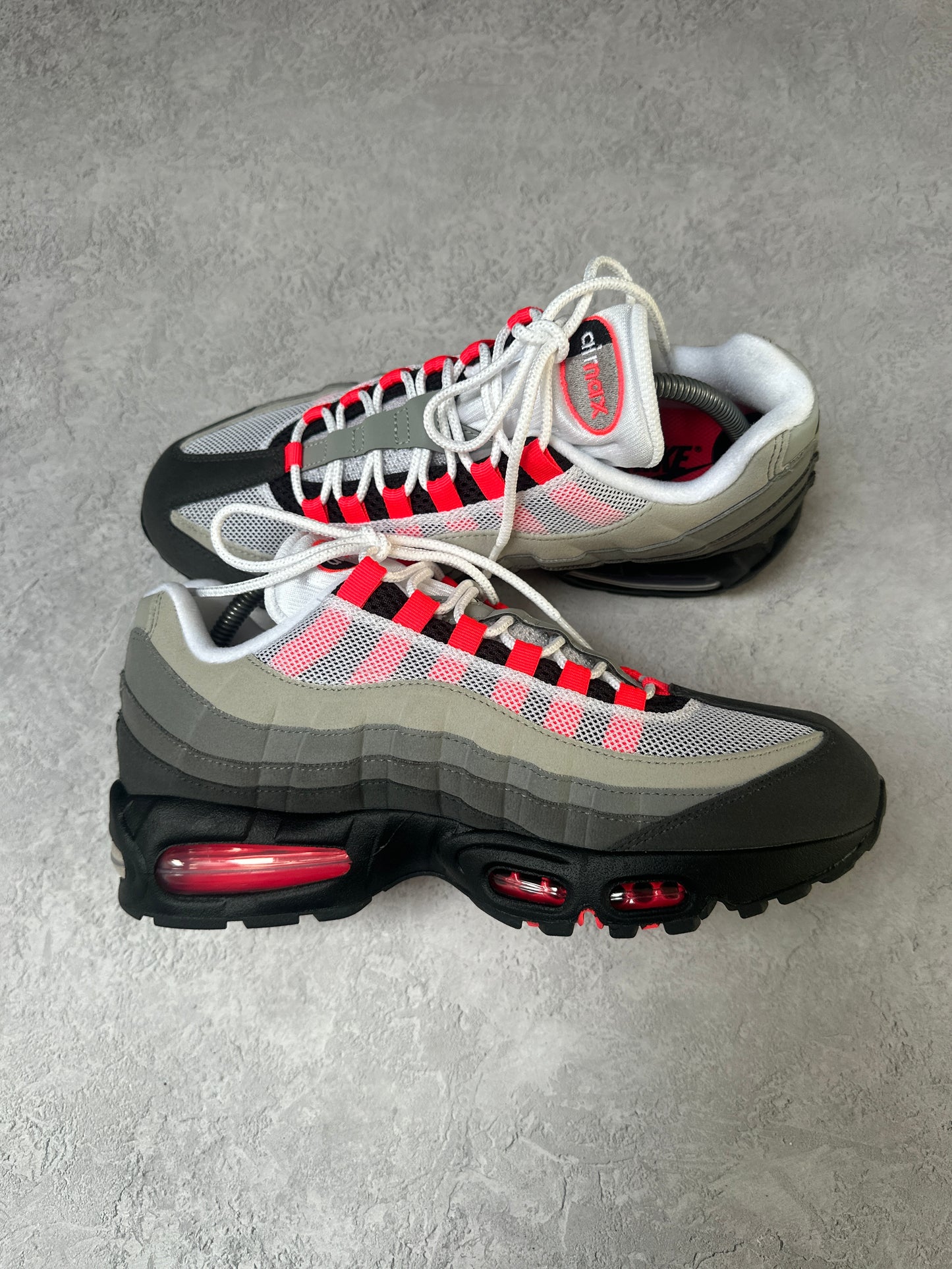 Nike Air Max 95 - Solar Red 2025 - UK8