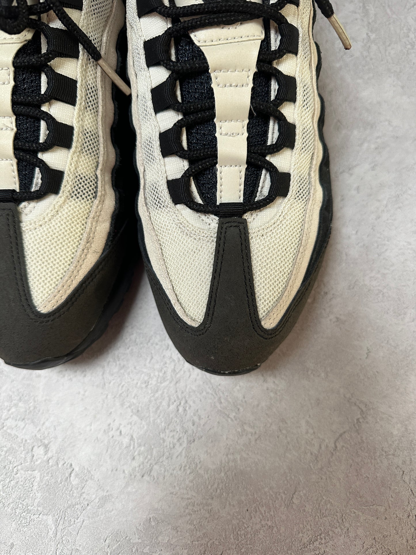Nike Air Max 95 - Anti-Freeze - UK7.5