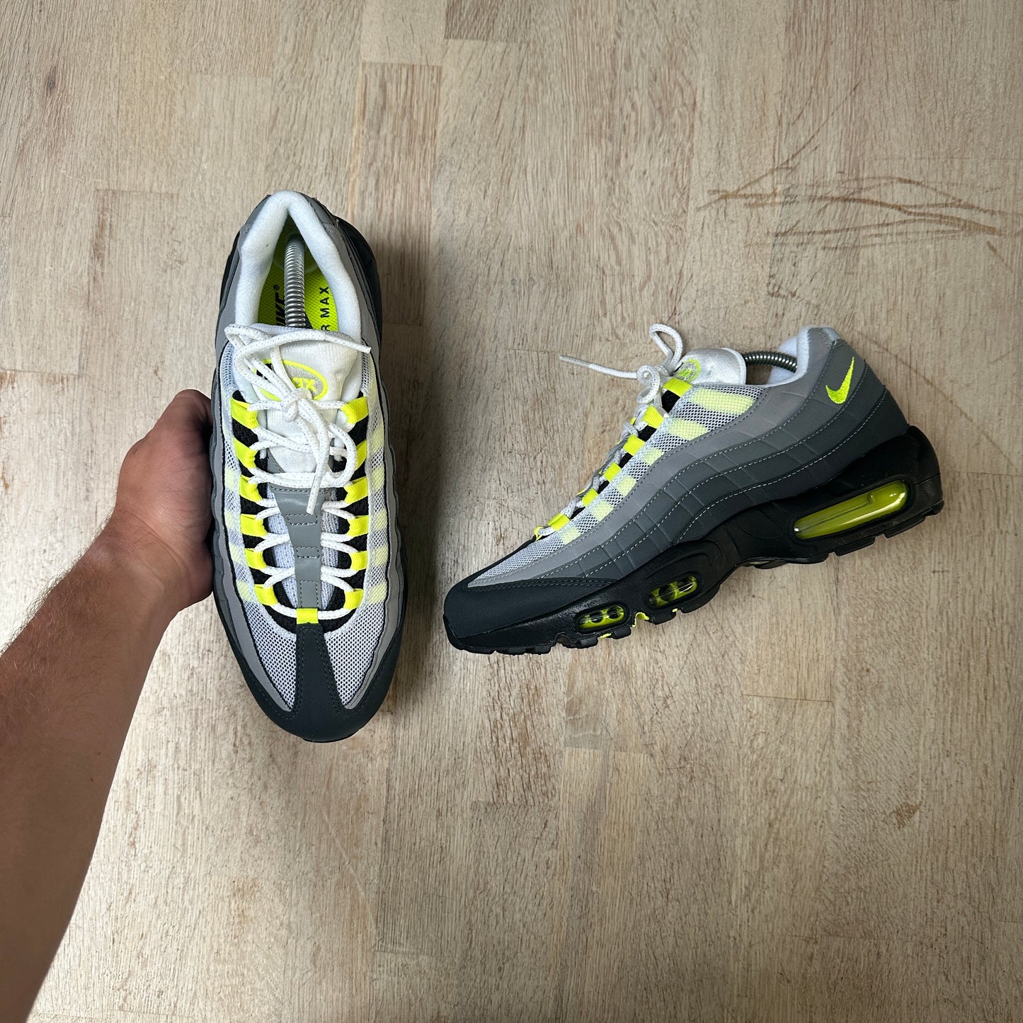 Nike Air Max 95 - Neon 2020 - UK8.5