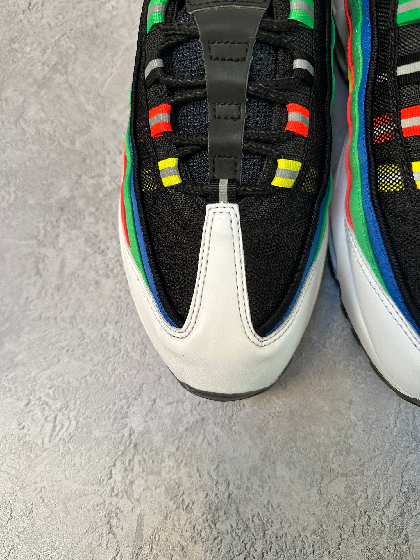 Nike Air Max 95 - Hidden Message - UK8.5