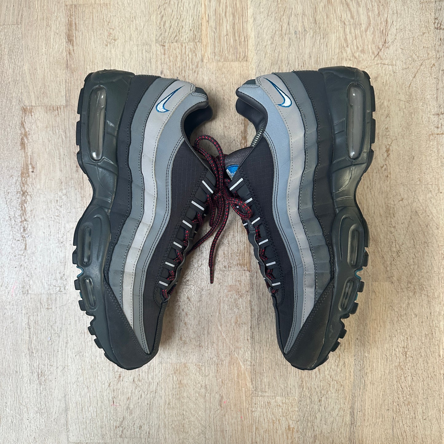 Nike Air Max 95 - Dark Grey / Blue / Red - UK11