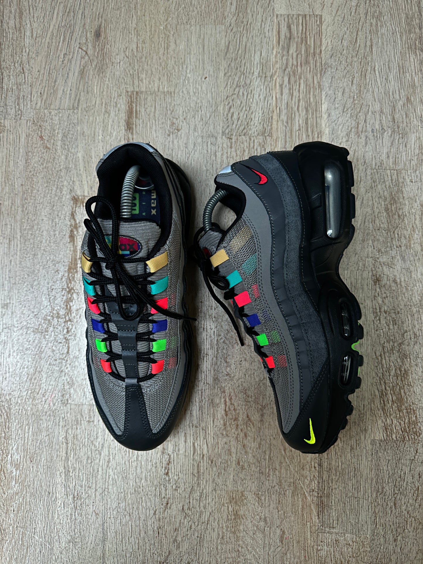 Nike Air Max 95 - Evolution of Icons - UK7.5