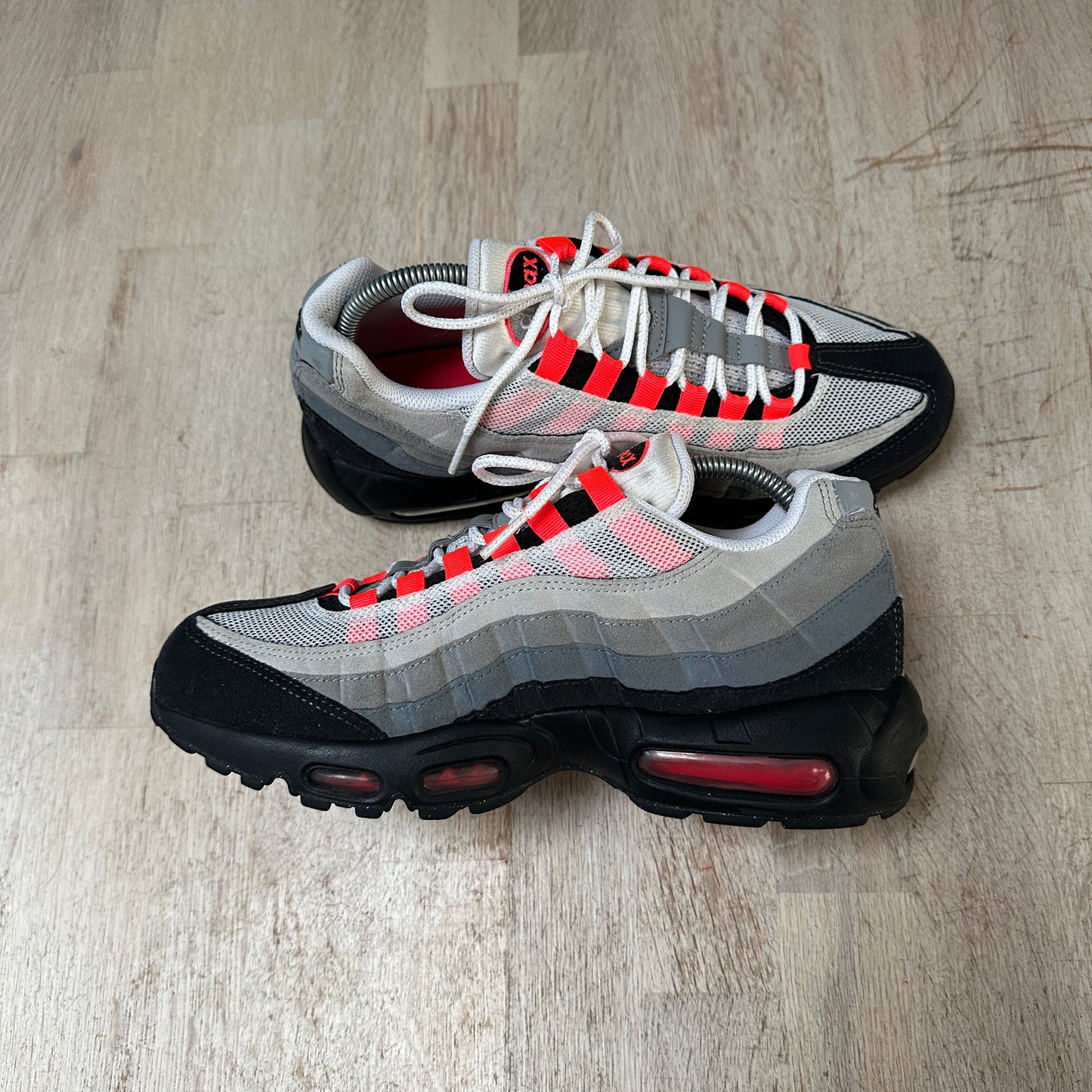 Nike Air Max 95 - Solar Red 2017 - UK7.5