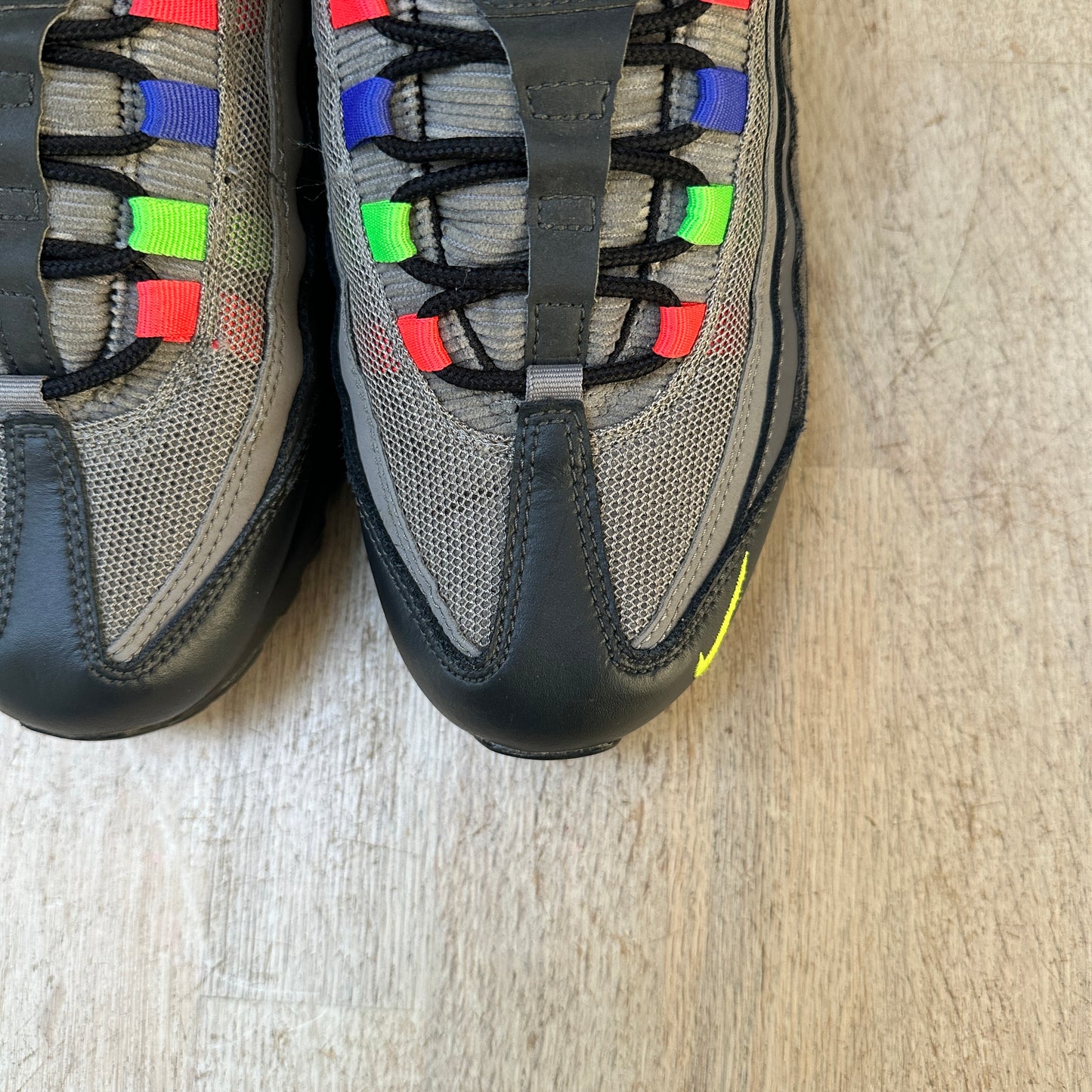 Nike Air Max 95 - Evolution of Icons - UK7.5