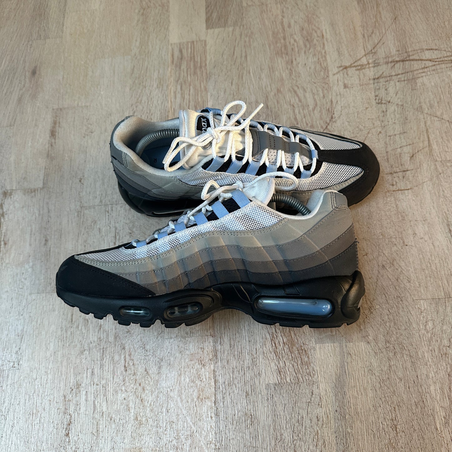 Nike Air Max 95 - Aluminum - UK9