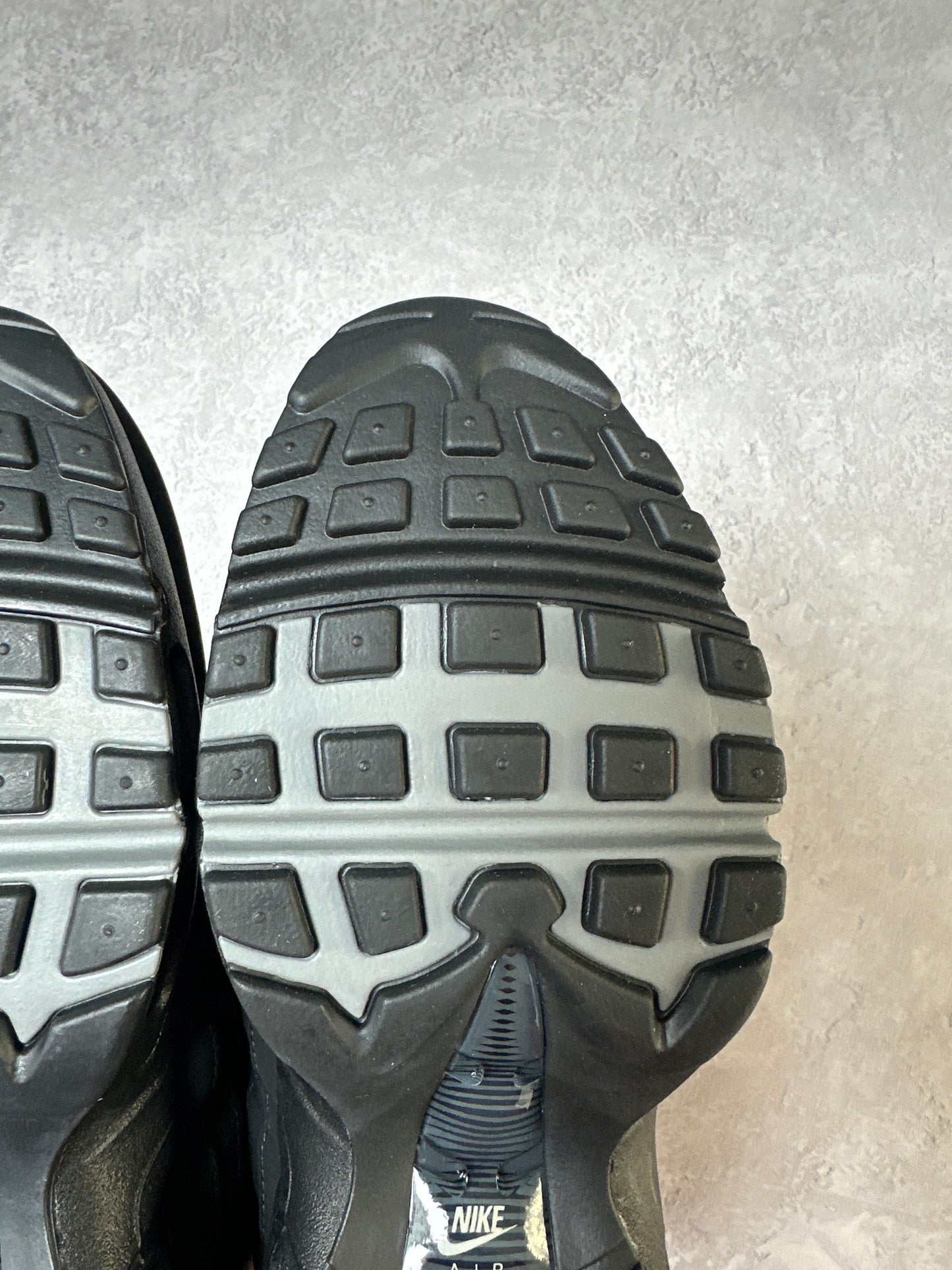 Nike Air Max 95 - Black Anthracite - UK8.5