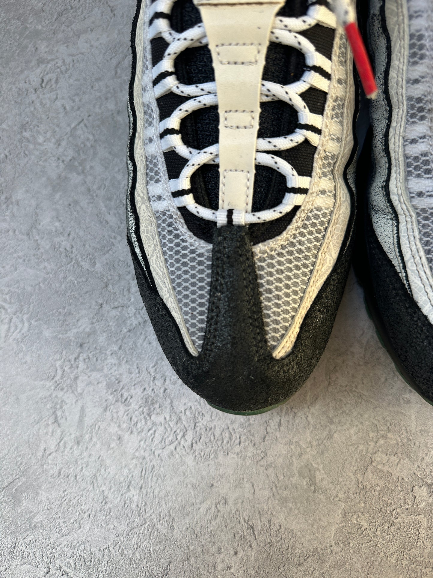 Nike Air Max 95 - Day of the Dead - UK8