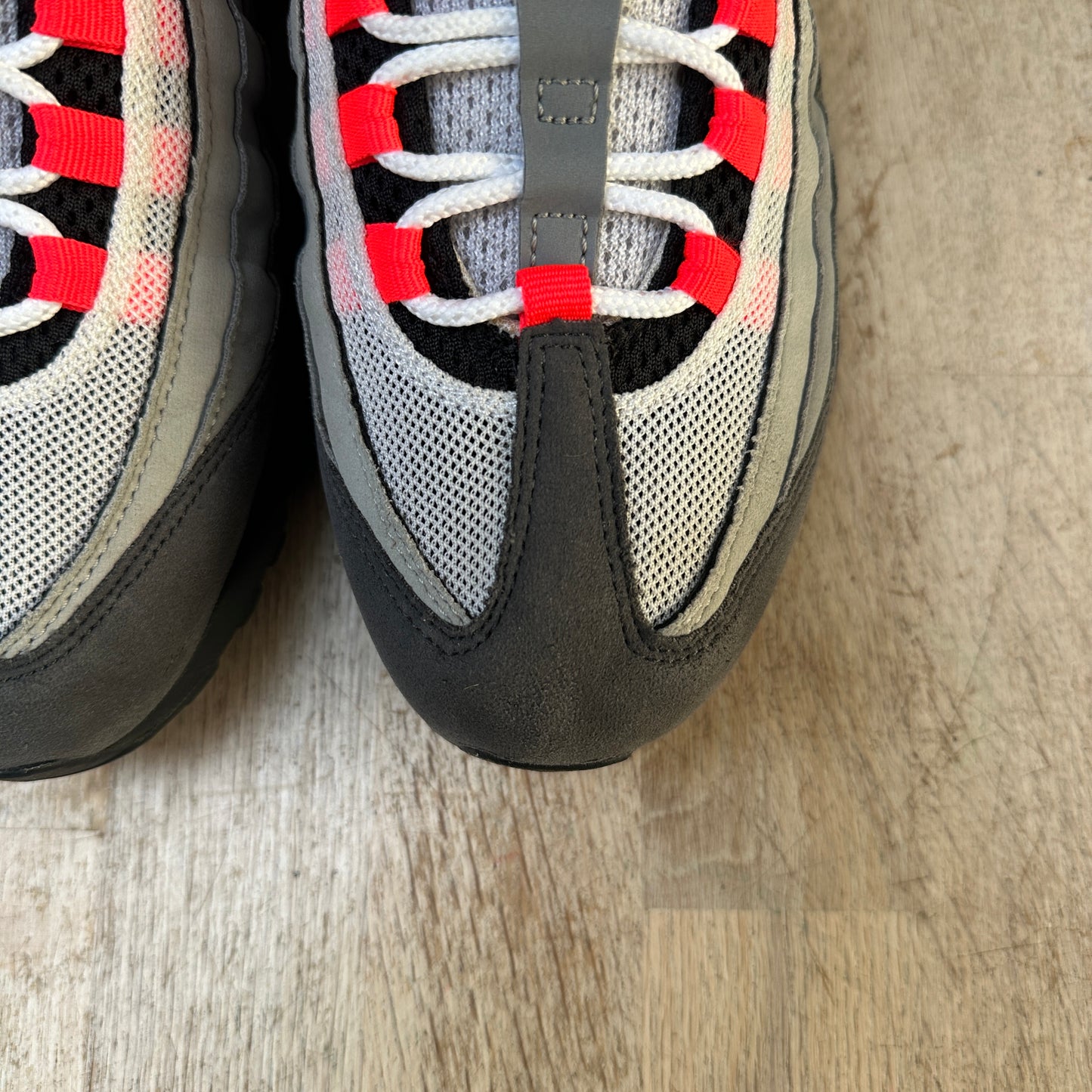 Nike Air Max 95 - Solar Red - UK7.5