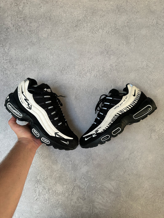 Nike Air Max 95 - Future Movement - Sketch with the Past - UK8.5