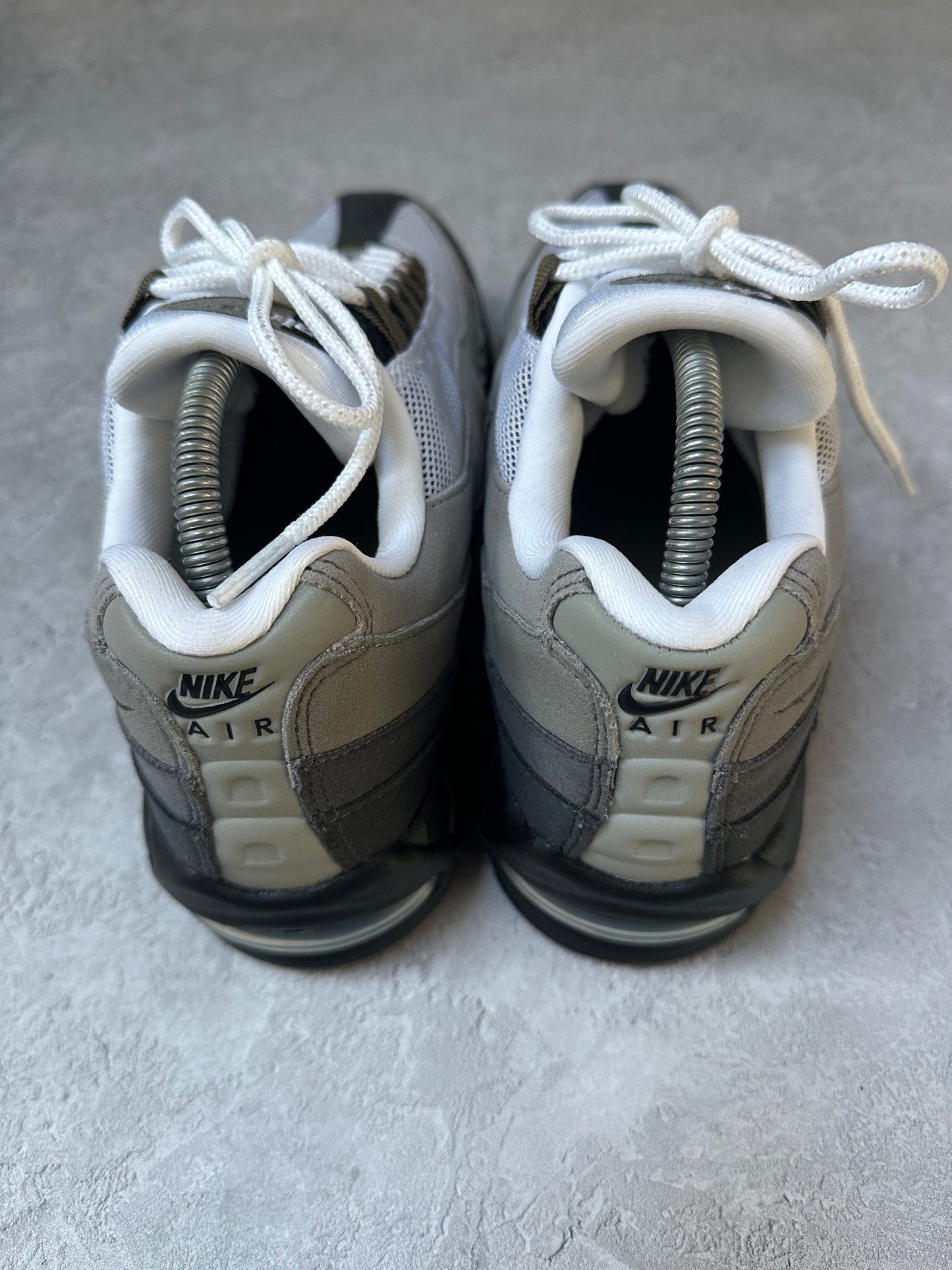 Nike Air Max 95 - Medium Olive - UK7.5