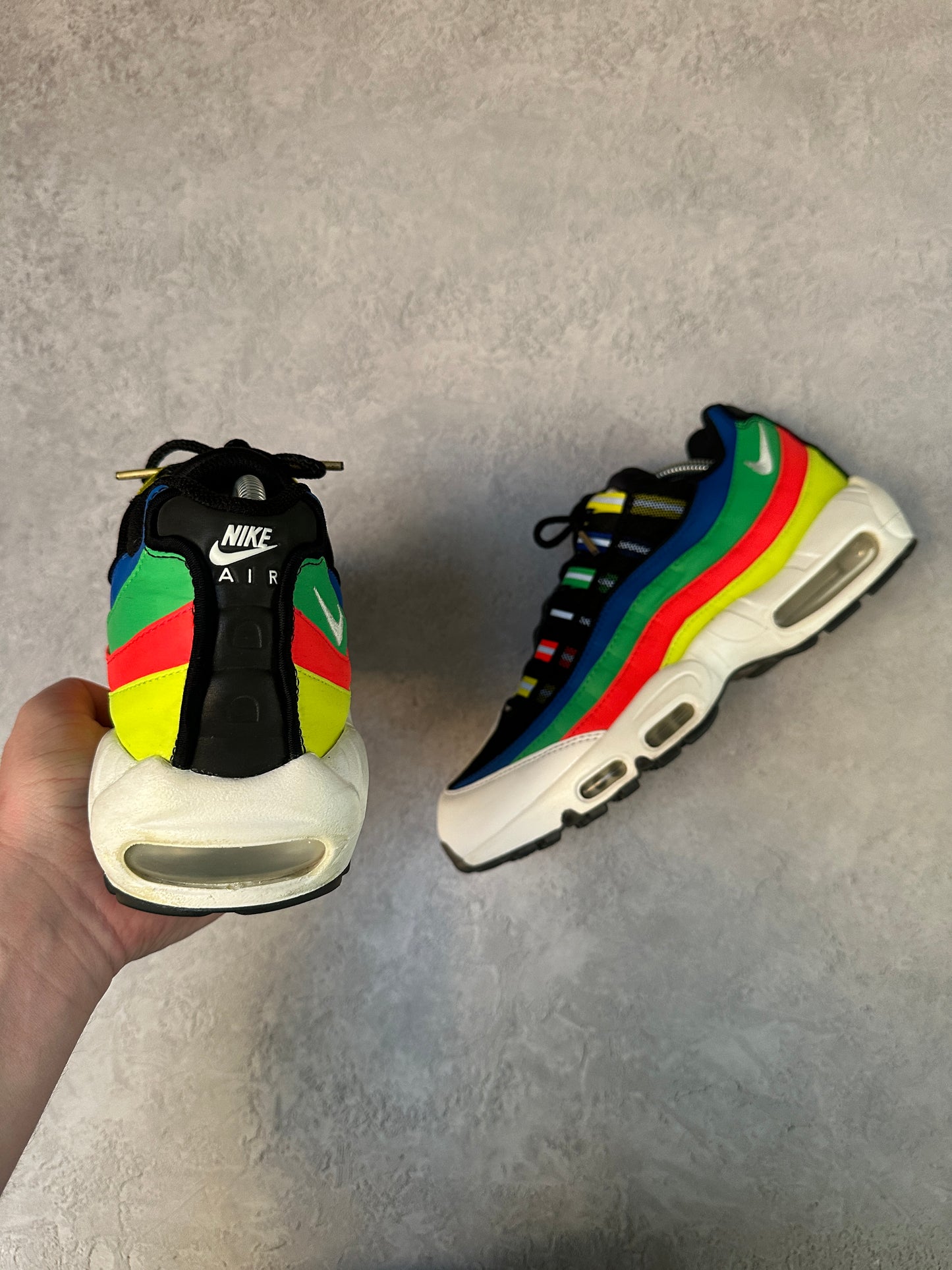 Nike Air Max 95 - Hidden Message - UK8.5