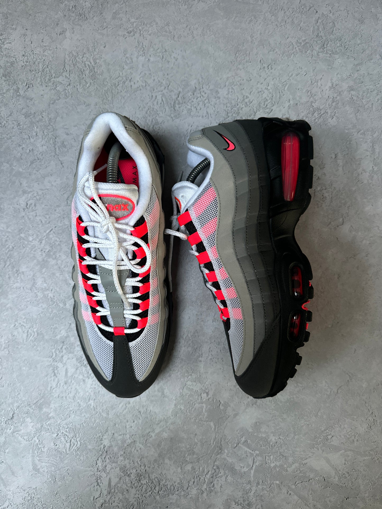 Nike Air Max 95 - Solar Red 2025 - UK8.5