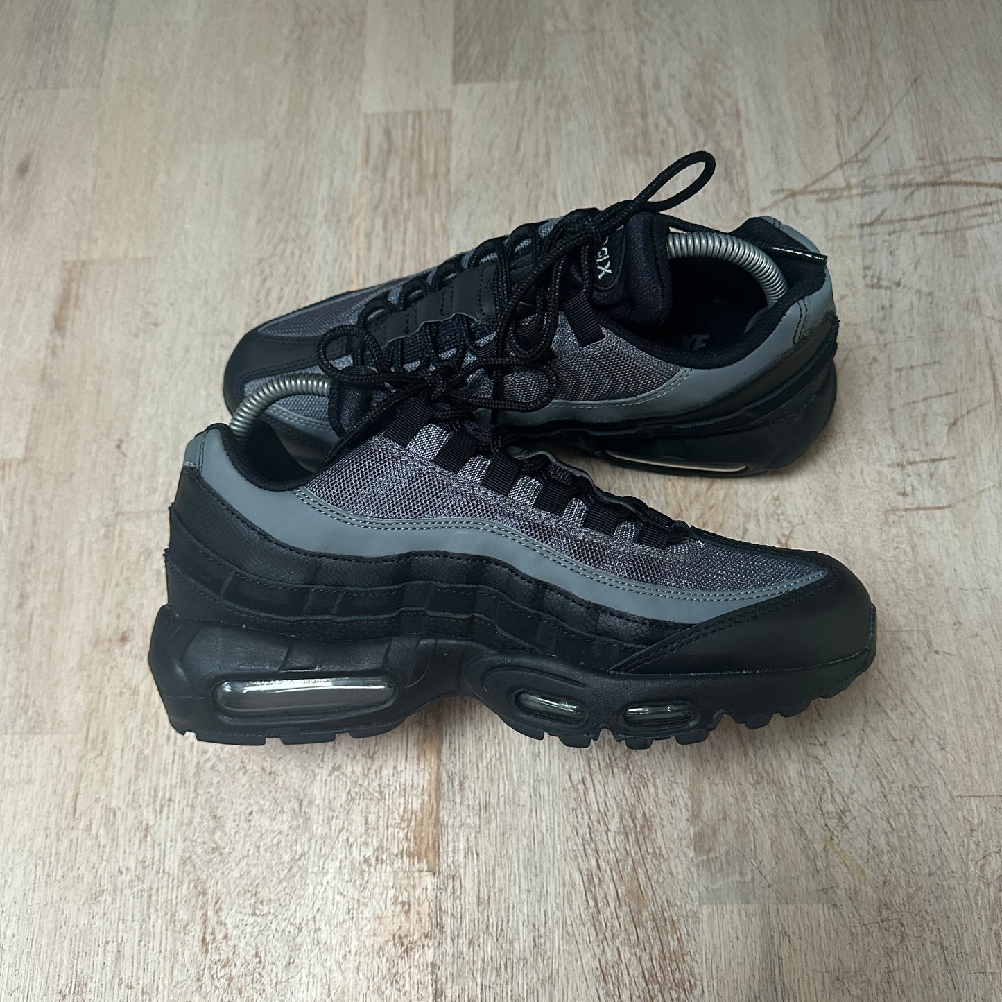 Nike Air Max 95 - Black / Smoke Grey - UK7