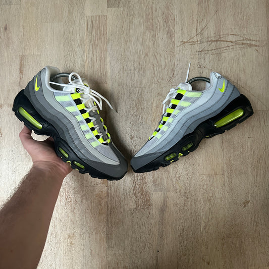 Nike Air Max 95 - Neon 3M - UK7.5