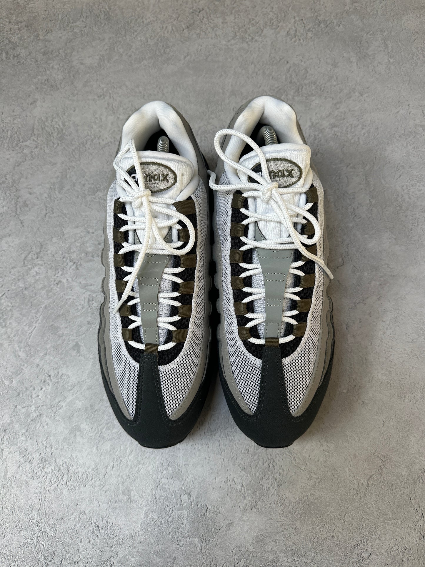 Nike Air Max 95 - Medium Olive - UK8
