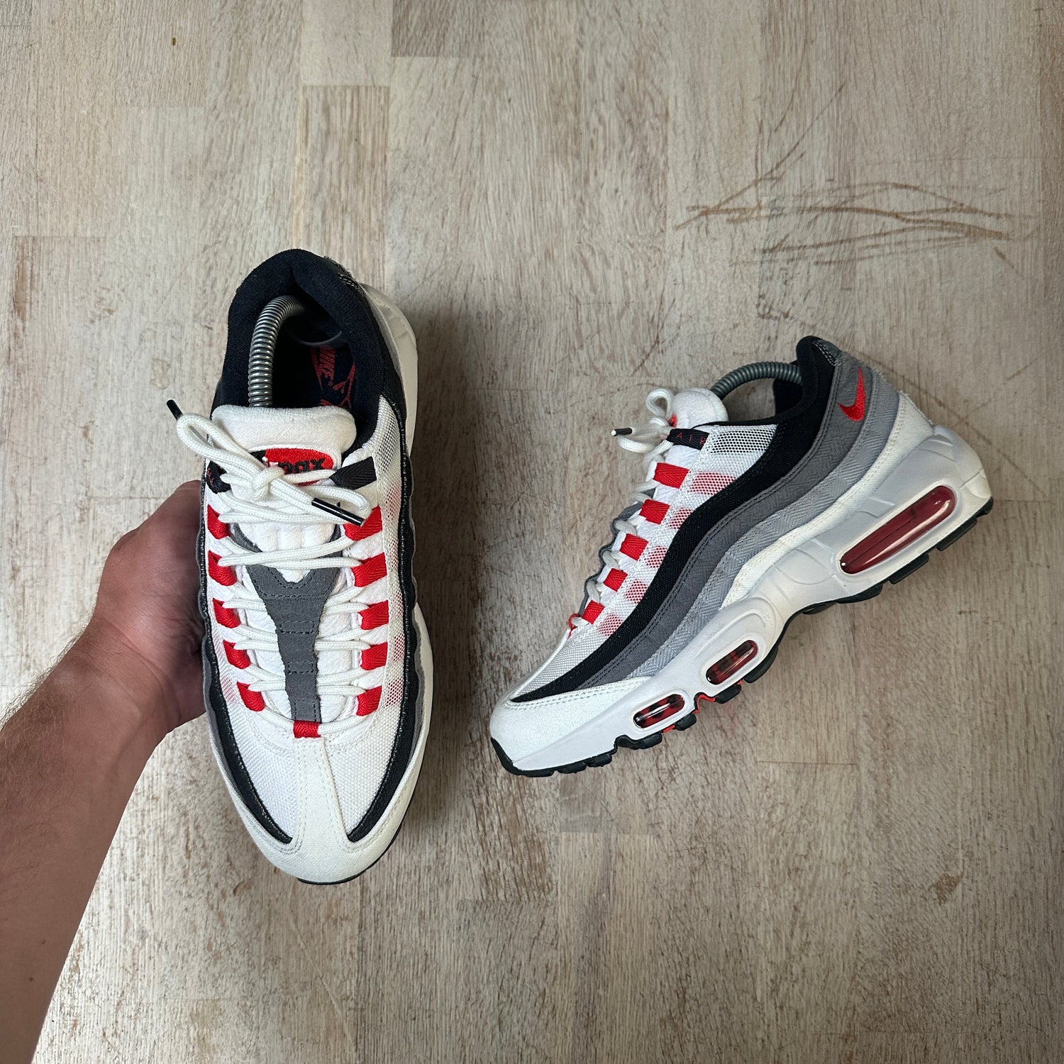 Sepatu Nike Nike Air Max 95 White Black Grey 95 Essential Nike Air