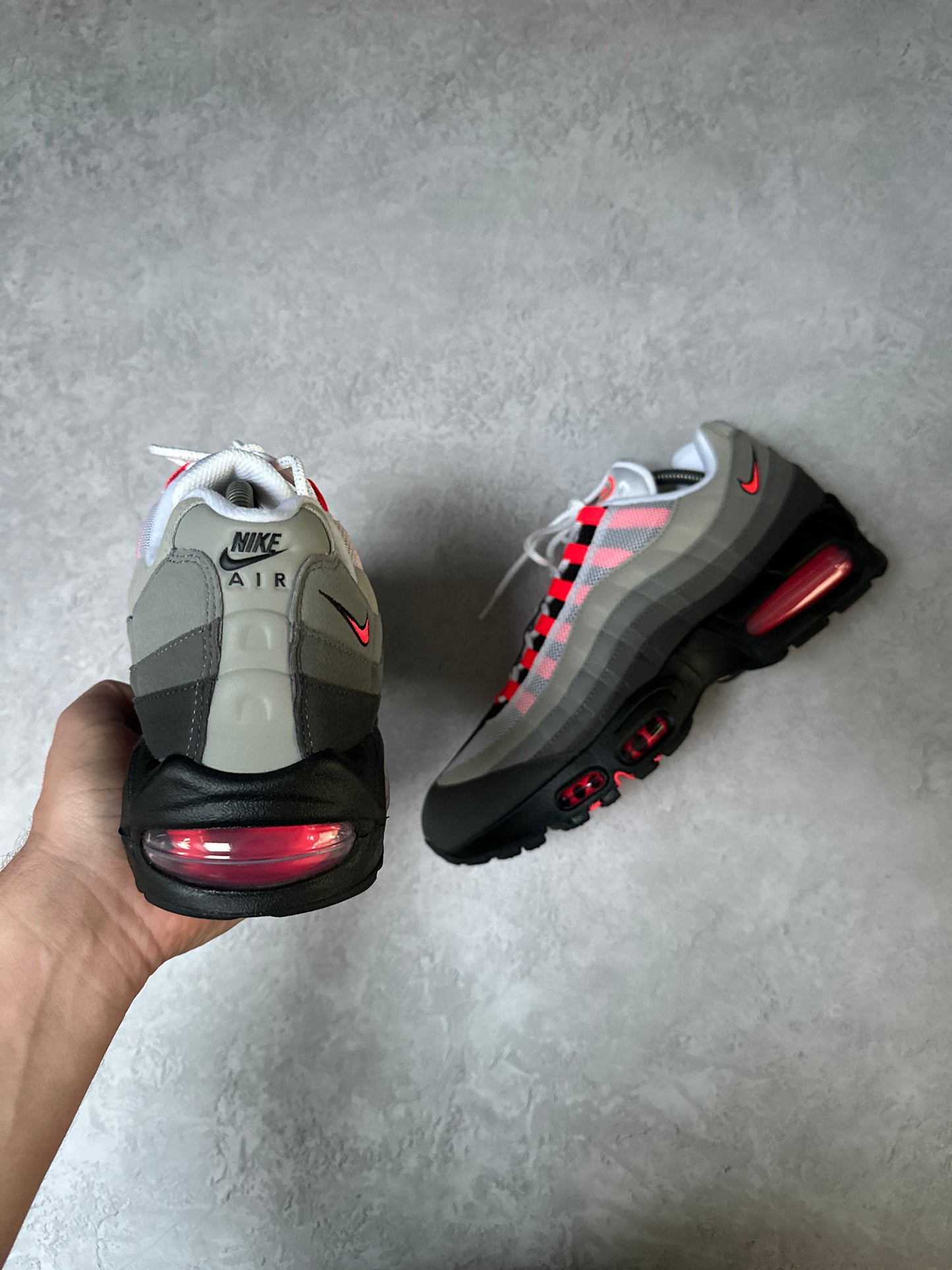 Nike Air Max 95 - Solar Red 2025 - UK8.5
