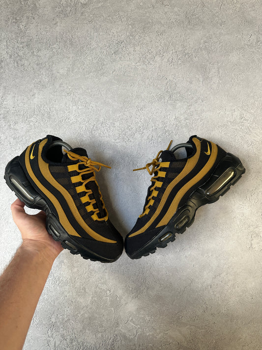 Nike Air Max 95 - 2023 Black / Gold IDs - UK7