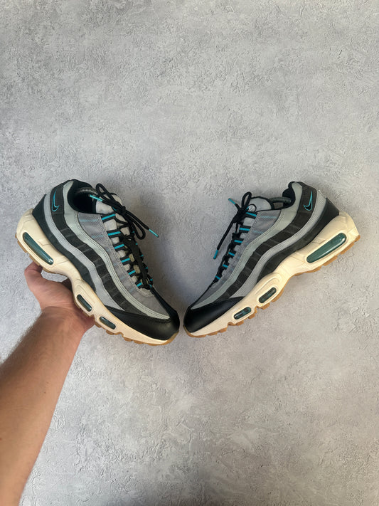 Nike Air Max 95 - Chlorine Blue - UK9